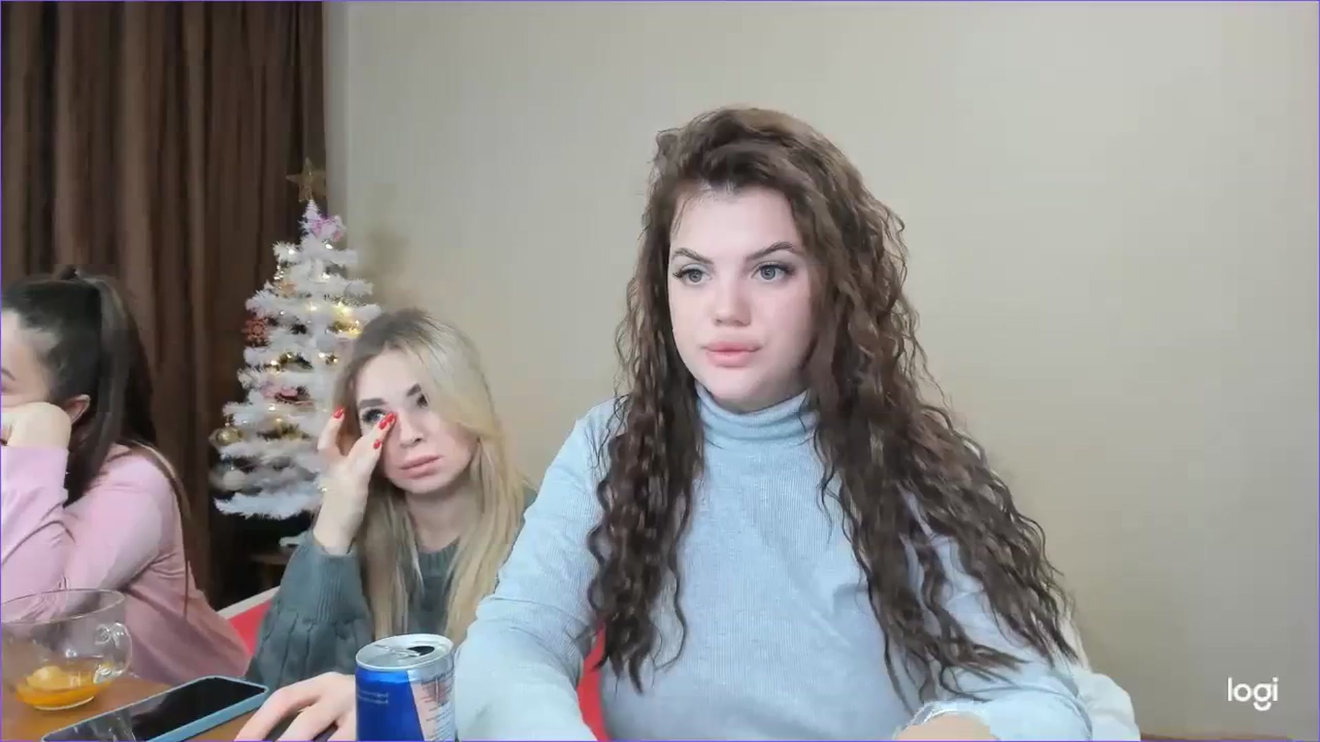 Gallery image thumbnail from StefaniNell's myfreecams stream on, 12/27/2023, 10:07 image 14 of 20