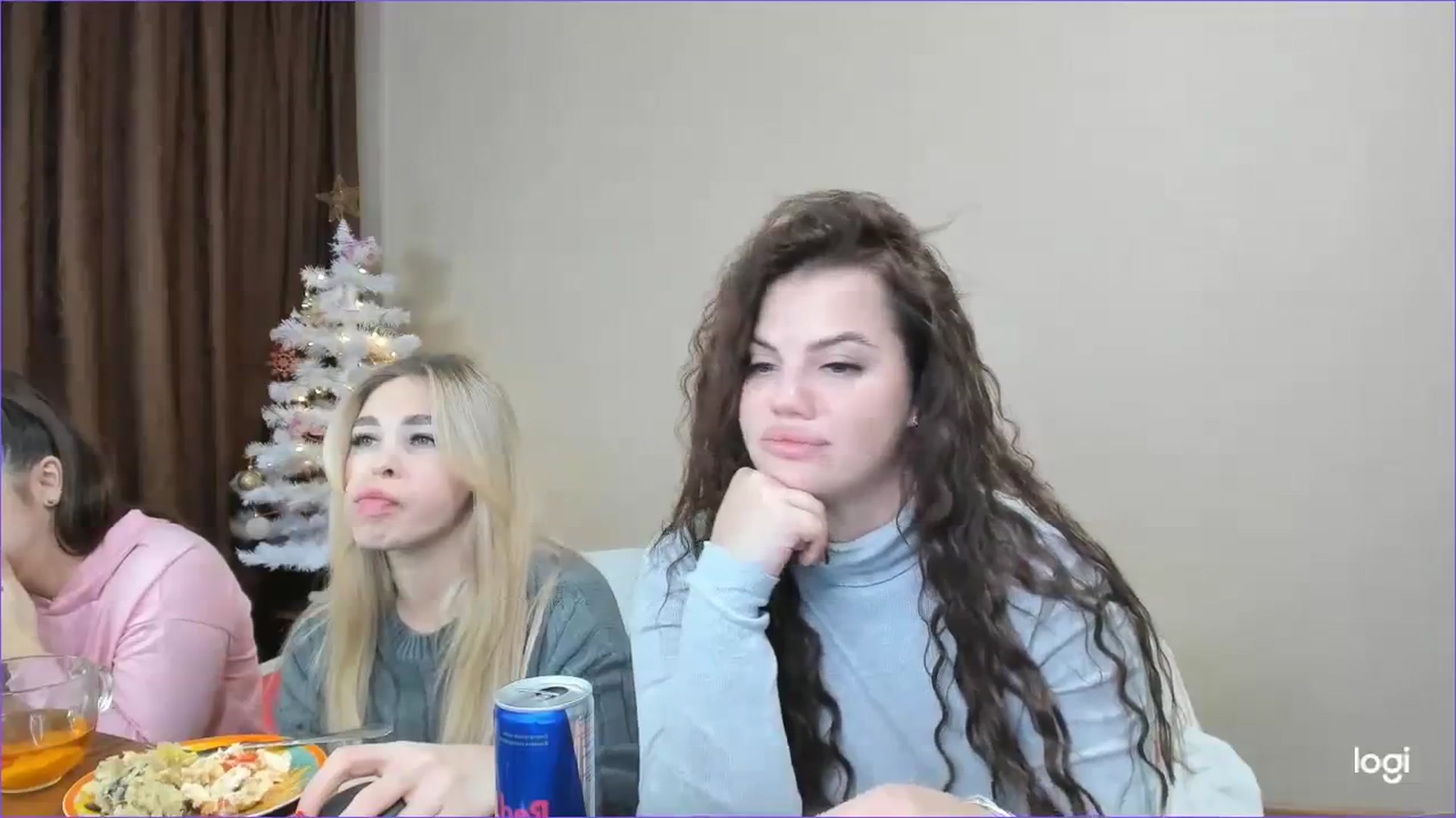 Gallery image thumbnail from StefaniNell's myfreecams stream on, 12/27/2023, 10:07 image 7 of 20