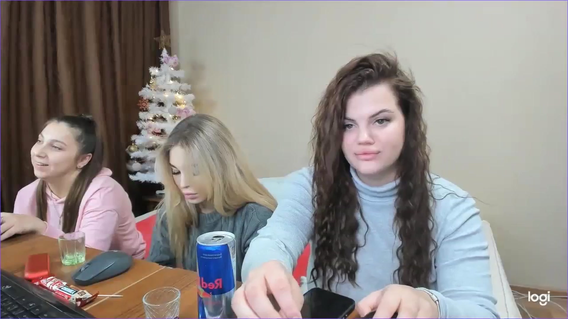 Gallery image thumbnail from StefaniNell's myfreecams stream on, 12/27/2023, 12:02 image 13 of 20
