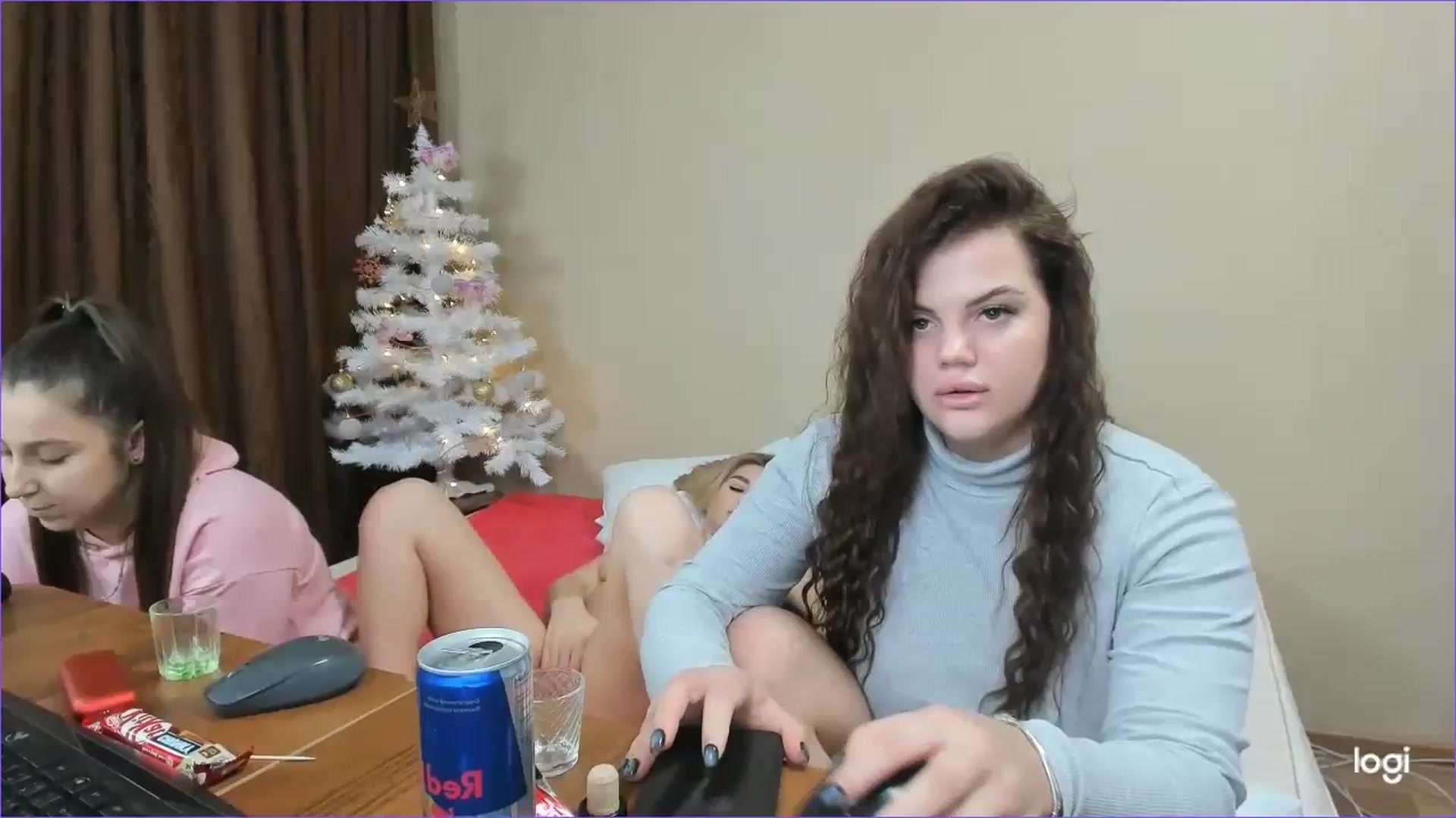 Gallery image thumbnail from StefaniNell's myfreecams stream on, 12/27/2023, 12:02 image 7 of 20