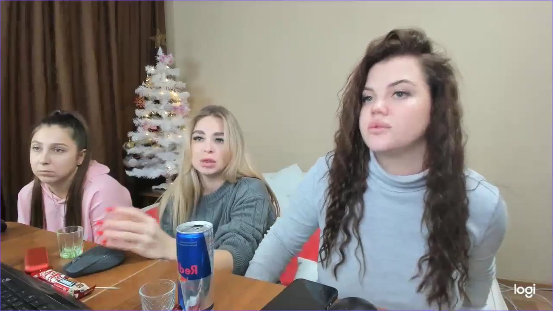 Gallery image thumbnail from StefaniNell's myfreecams stream on, 12/27/2023, 12:02 image 12 of 20