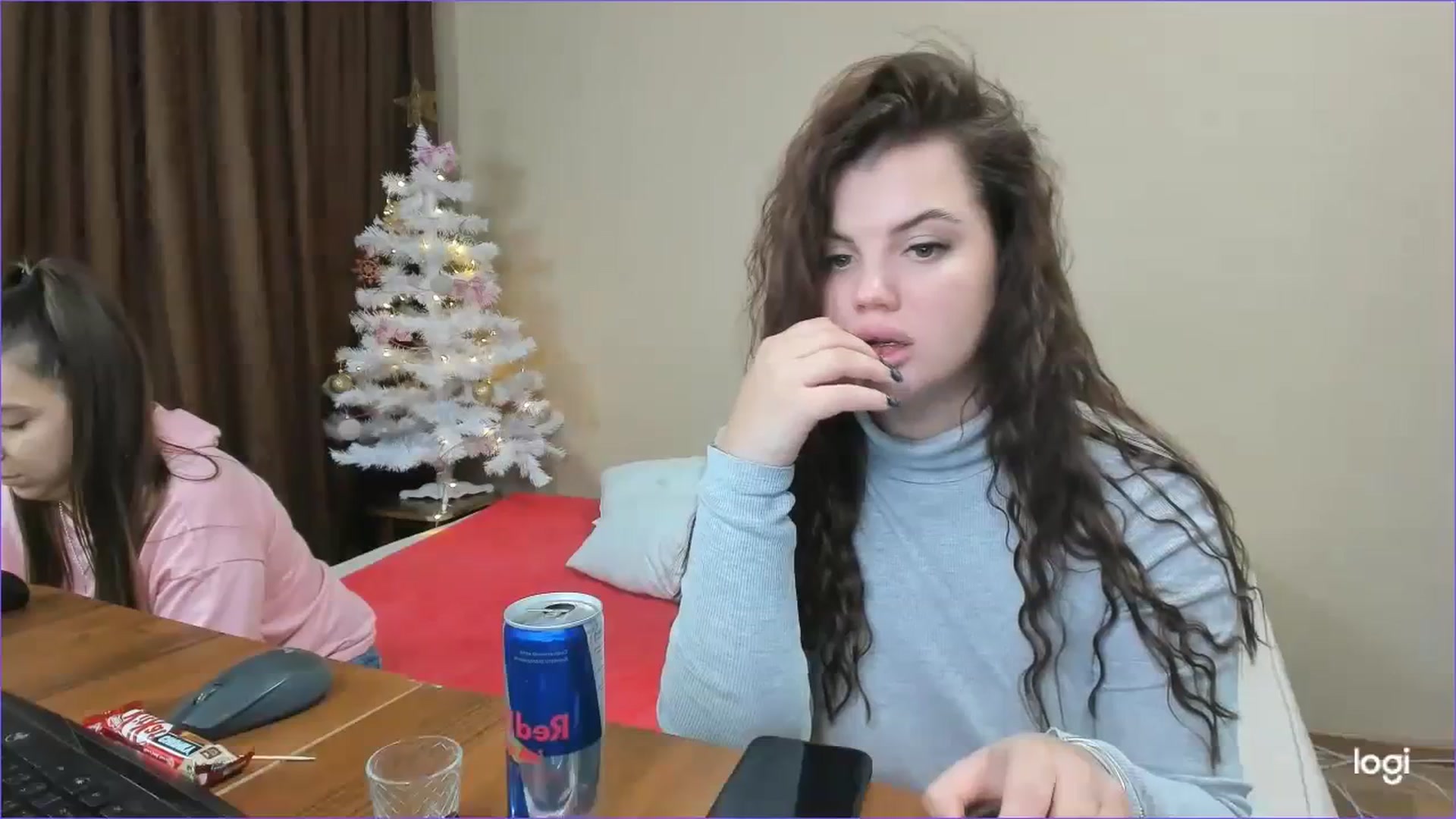 Gallery image thumbnail from StefaniNell's myfreecams stream on, 12/27/2023, 12:02 image 15 of 20