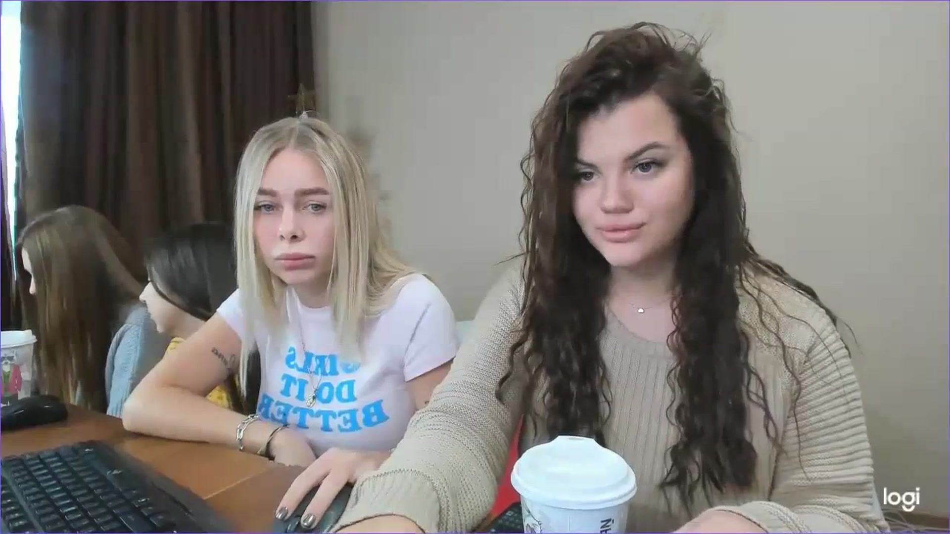 Gallery image thumbnail from StefaniNell's myfreecams stream on, 12/28/2023, 08:48 image 9 of 20
