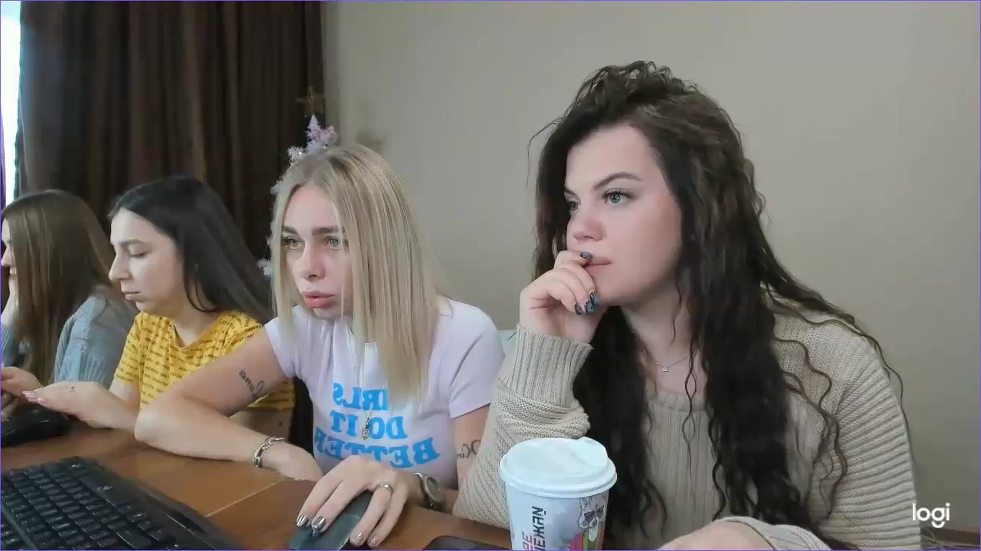 Gallery image thumbnail from StefaniNell's myfreecams stream on, 12/28/2023, 08:48 image 1 of 20
