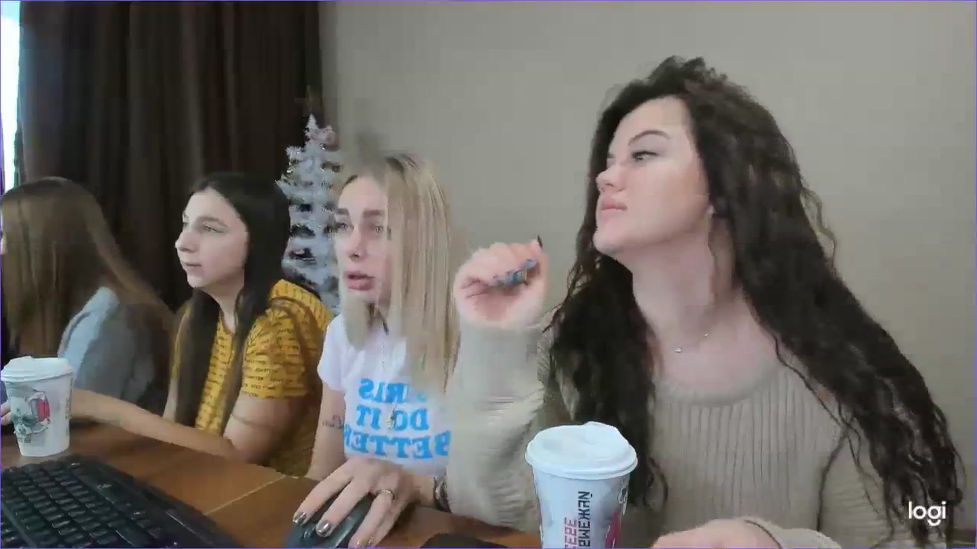 Gallery image thumbnail from StefaniNell's myfreecams stream on, 12/28/2023, 08:48 image 2 of 20