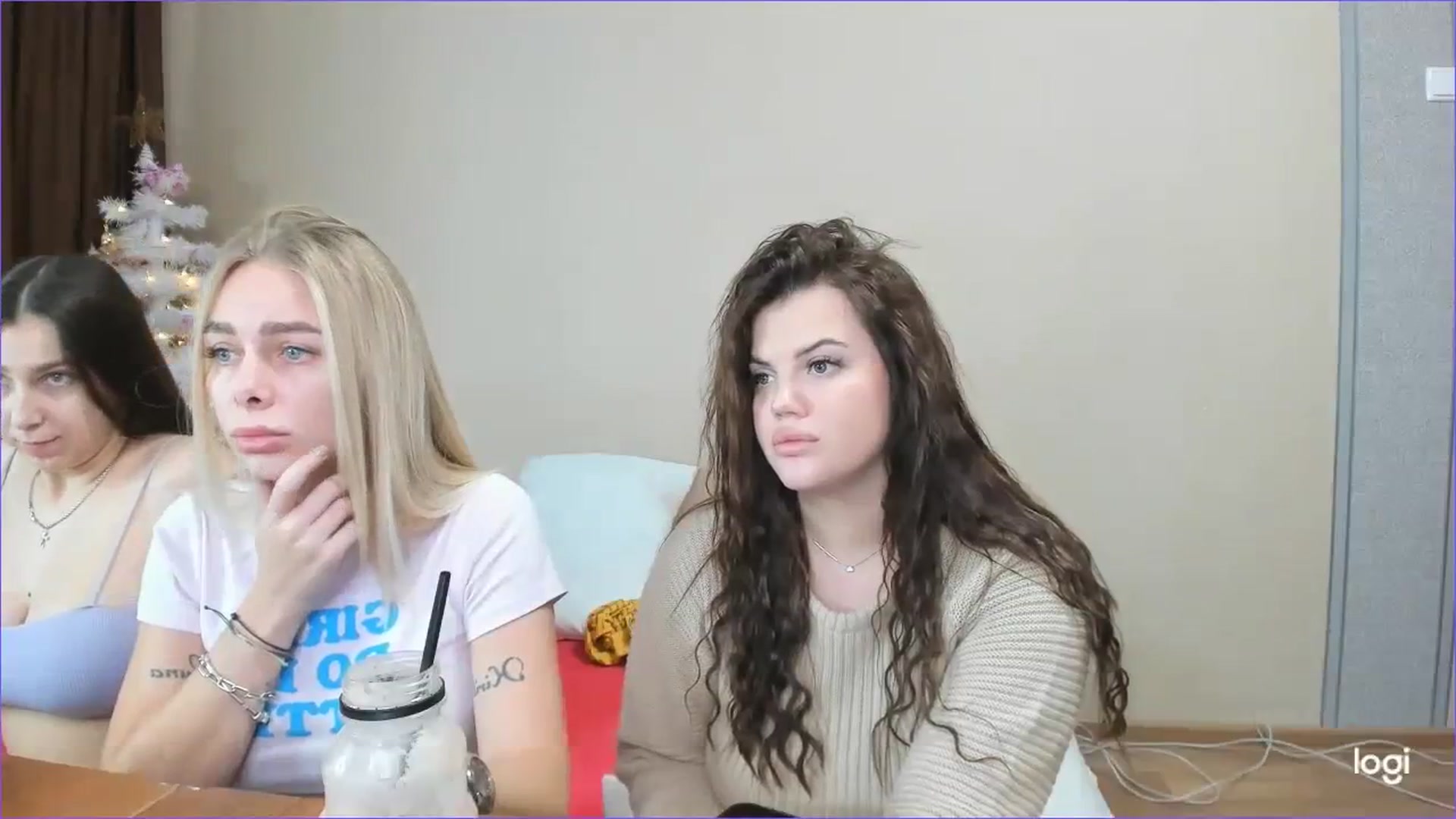 Gallery image thumbnail from StefaniNell's myfreecams stream on, 12/28/2023, 10:44 image 19 of 20