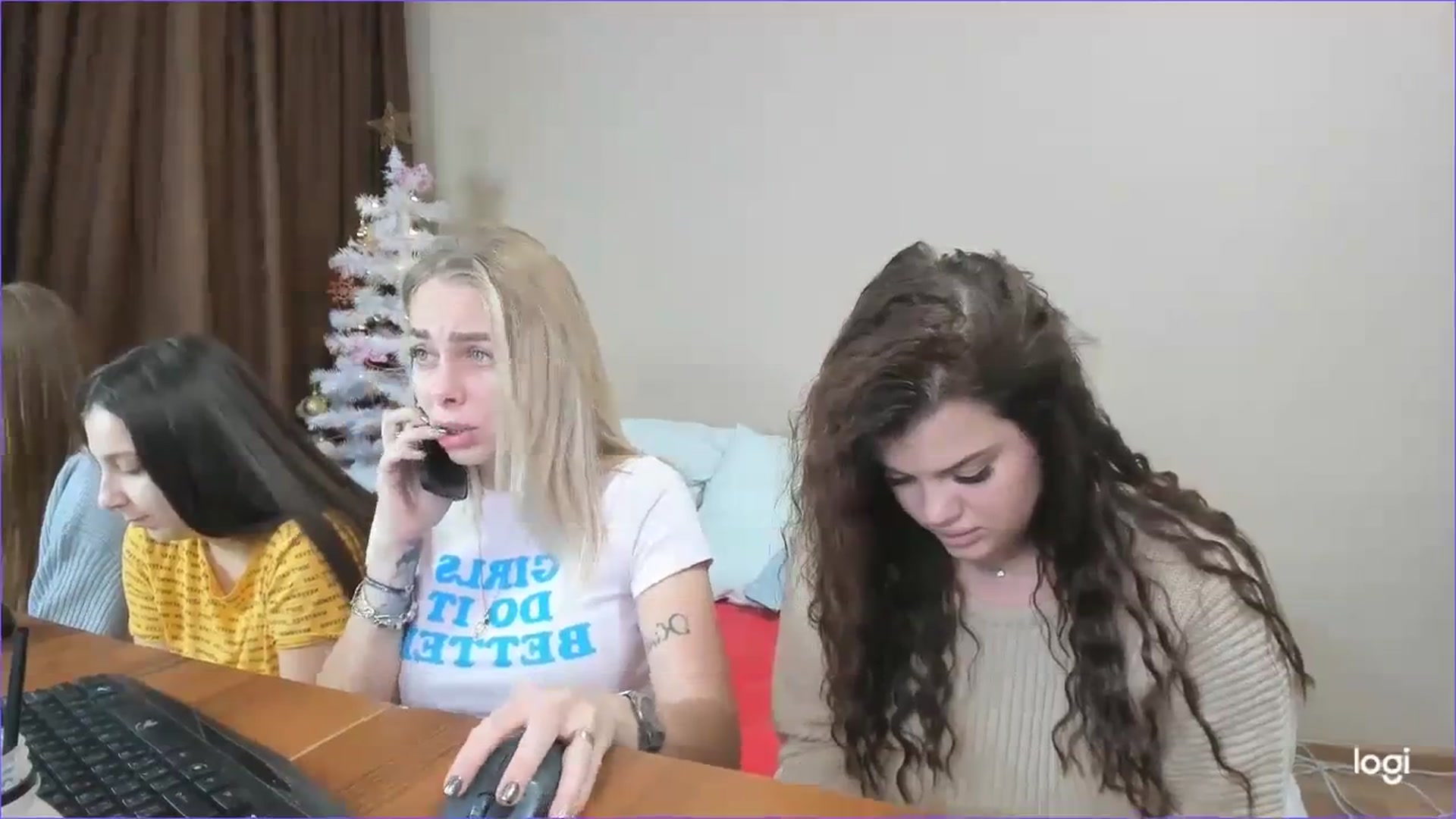 Gallery image thumbnail from StefaniNell's myfreecams stream on, 12/28/2023, 11:27 image 11 of 20