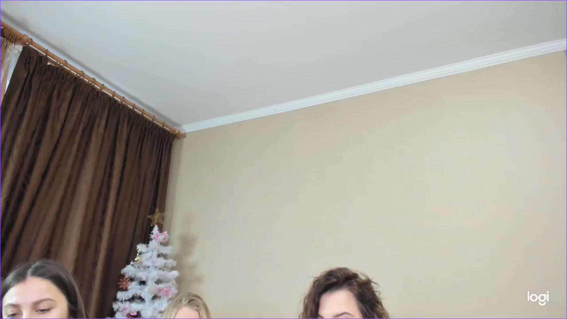 Gallery image thumbnail from StefaniNell's myfreecams stream on, 12/28/2023, 11:27 image 19 of 20