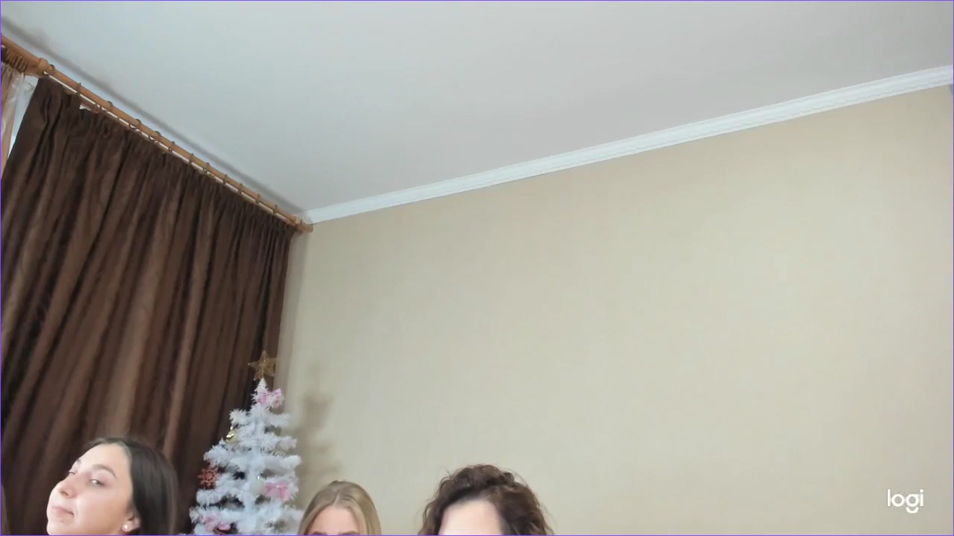 Gallery image thumbnail from StefaniNell's myfreecams stream on, 12/28/2023, 11:27 image 20 of 20