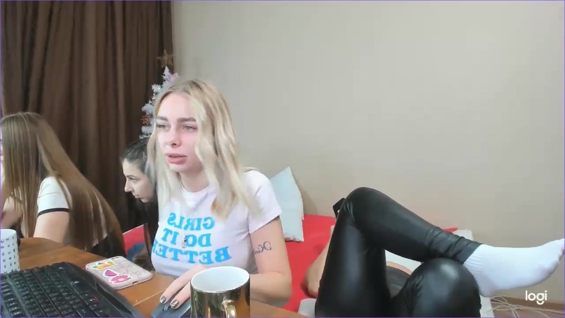 Gallery image thumbnail from StefaniNell's myfreecams stream on, 12/29/2023, 10:17 image 17 of 20