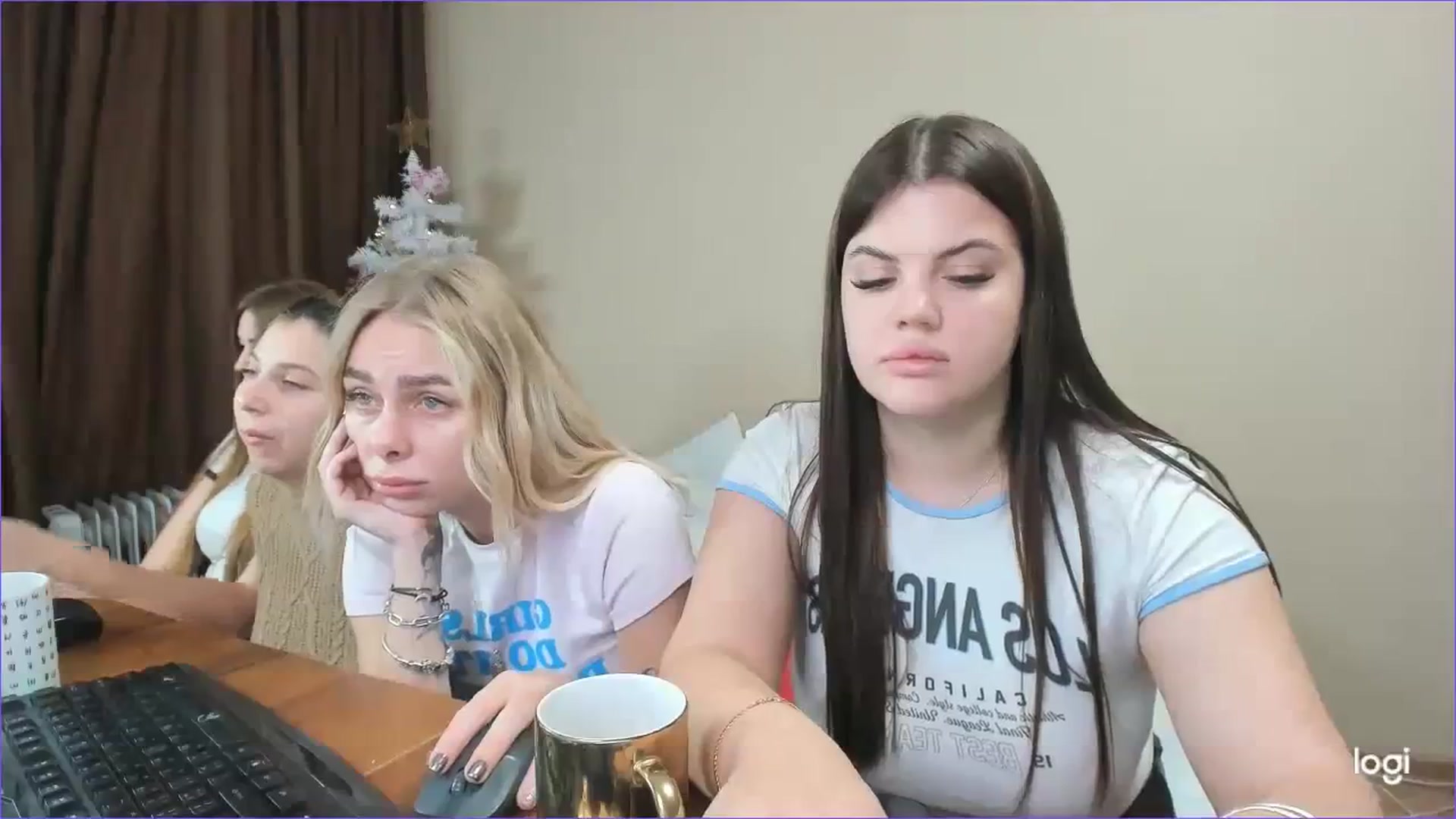 Gallery image thumbnail from StefaniNell's myfreecams stream on, 12/29/2023, 10:17 image 9 of 20