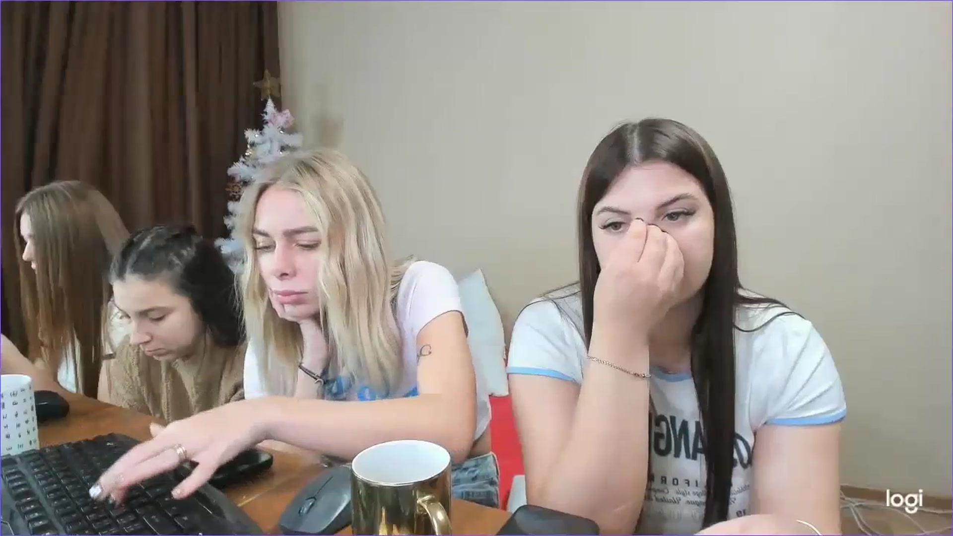 Gallery image thumbnail from StefaniNell's myfreecams stream on, 12/29/2023, 10:17 image 8 of 20