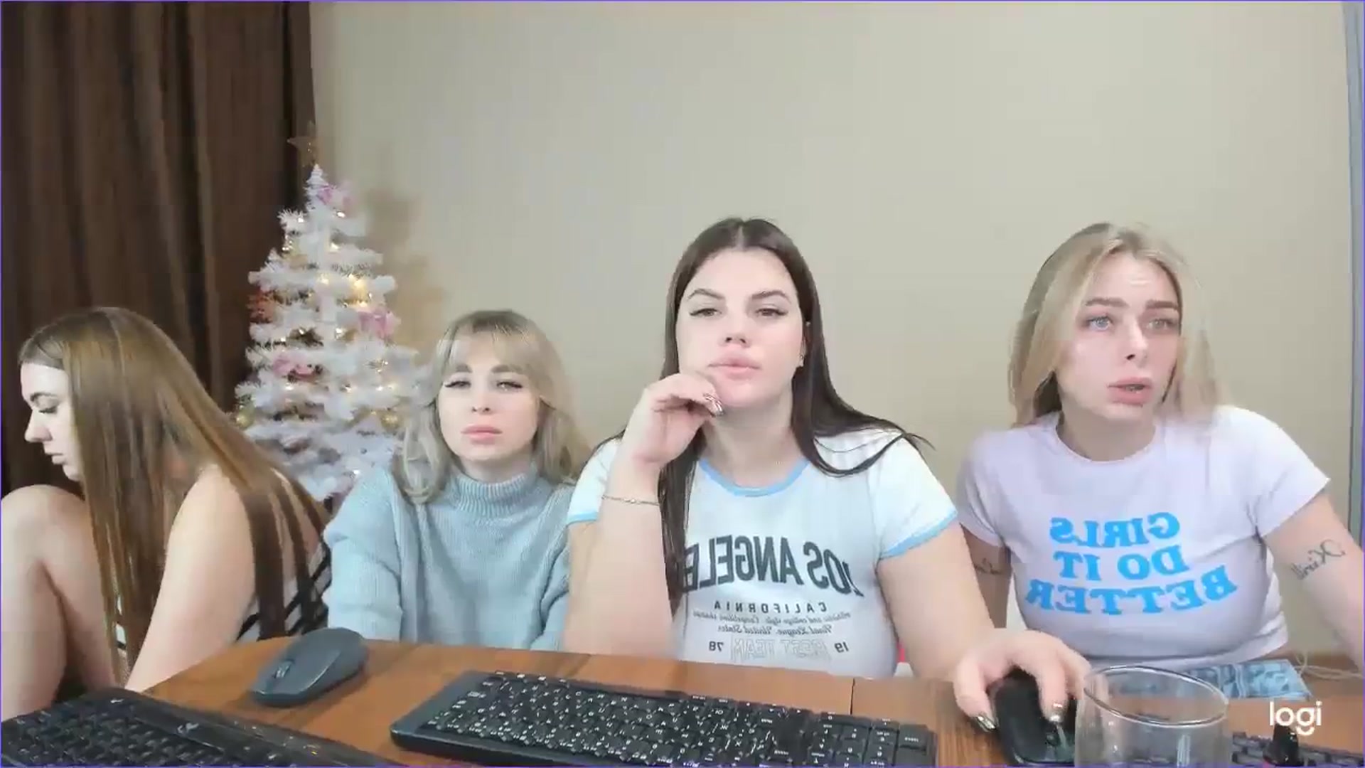Gallery image thumbnail from StefaniNell's myfreecams stream on, 12/30/2023, 11:51 image 12 of 20