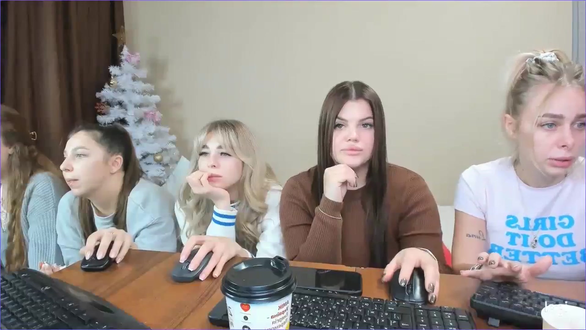 Gallery image thumbnail from StefaniNell's myfreecams stream on, 01/02/2024, 09:39 image 15 of 20