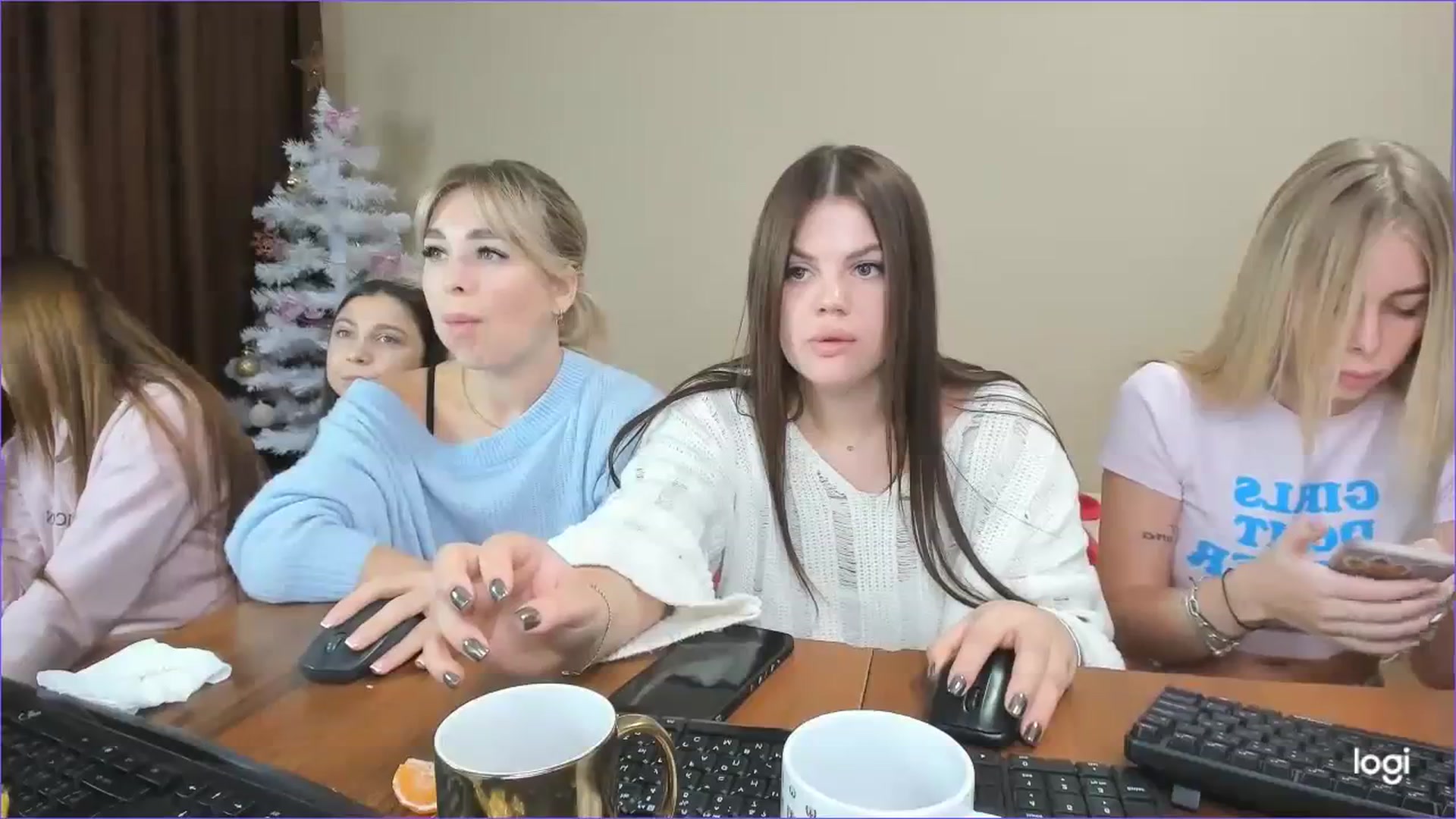 Gallery image thumbnail from StefaniNell's myfreecams stream on, 01/03/2024, 09:53 image 6 of 20