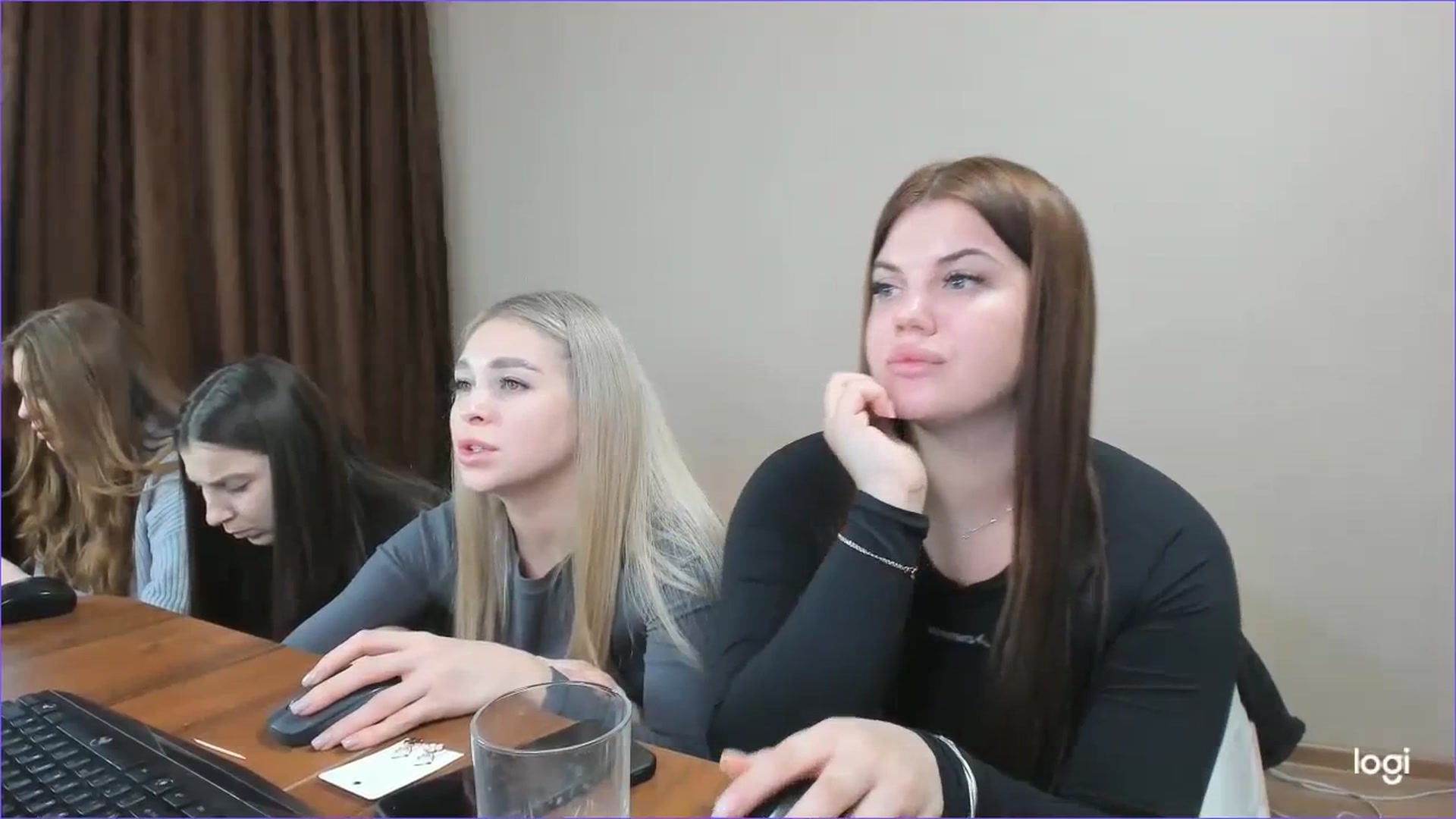 Gallery image thumbnail from StefaniNell's myfreecams stream on, 02/15/2024, 13:51 image 10 of 20