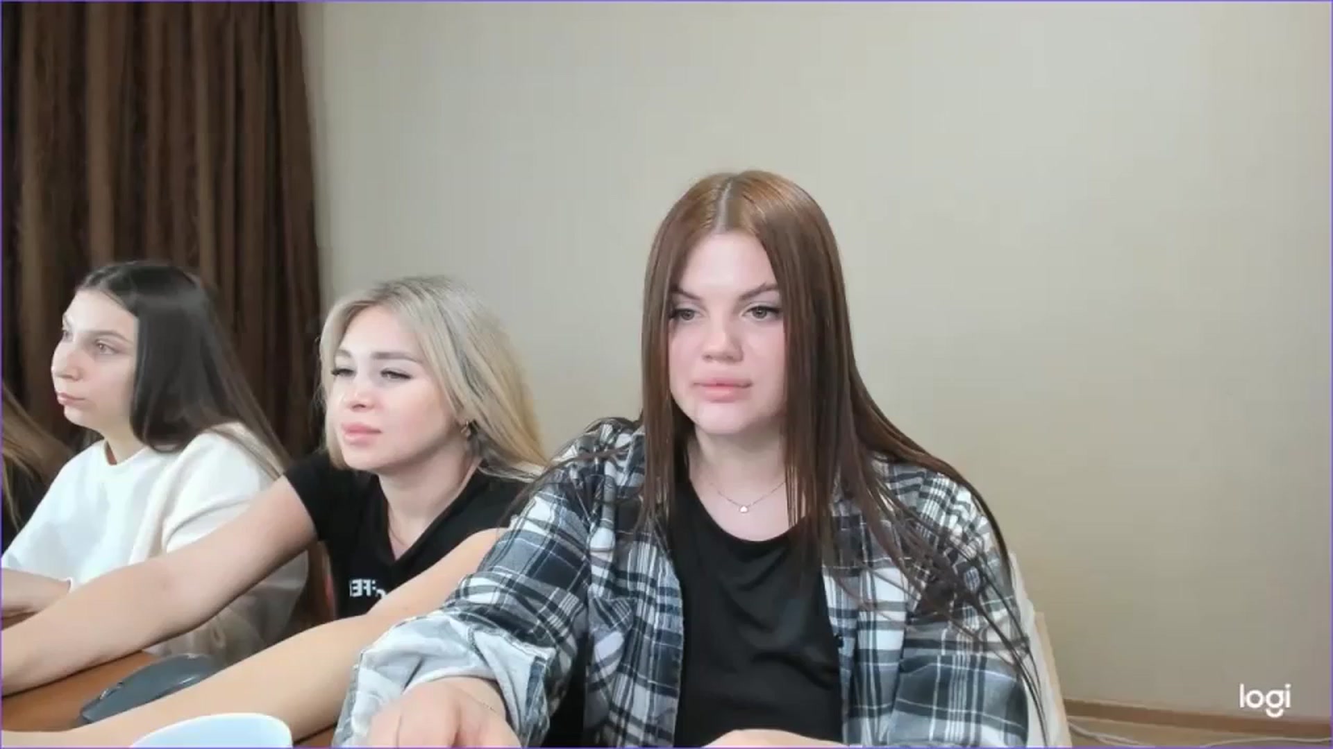 Gallery image thumbnail from StefaniNell's myfreecams stream on, 02/18/2024, 12:02 image 10 of 20