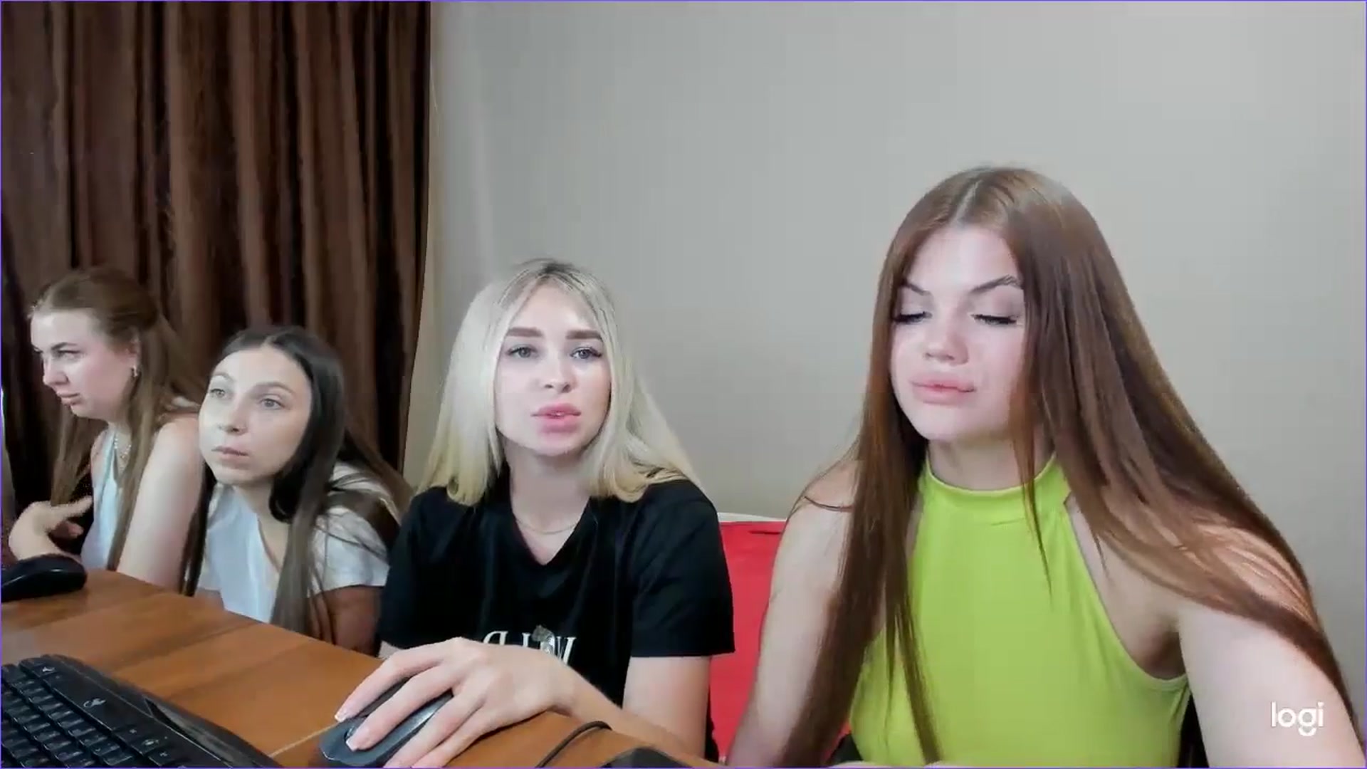 Gallery image thumbnail from StefaniNell's myfreecams stream on, 06/13/2024, 08:56 image 7 of 20