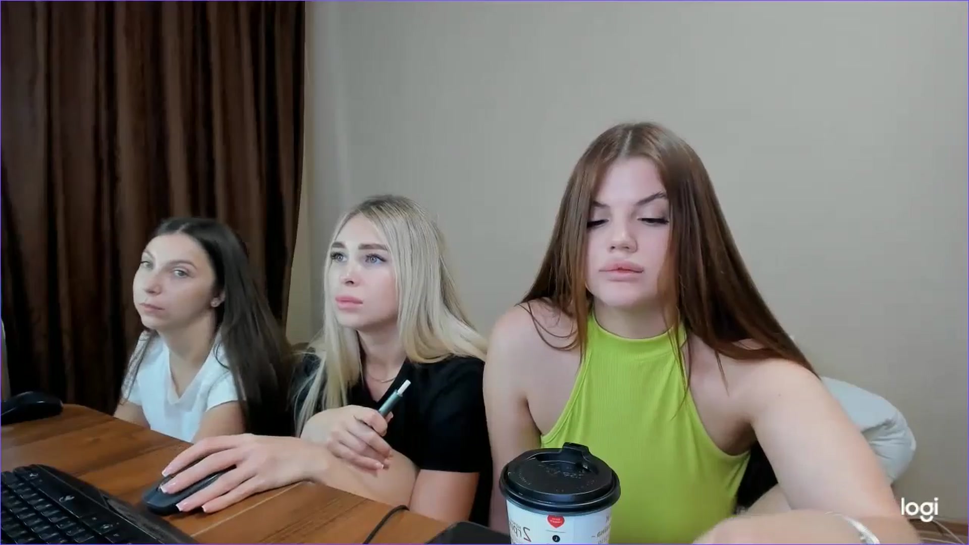 Gallery image thumbnail from StefaniNell's myfreecams stream on, 06/13/2024, 08:56 image 18 of 20