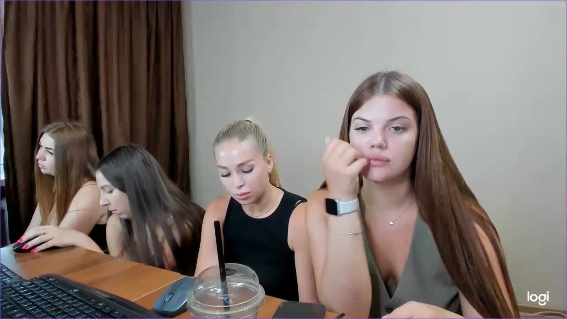 Gallery image thumbnail from StefaniNell's myfreecams stream on, 07/05/2024, 07:43 image 17 of 20