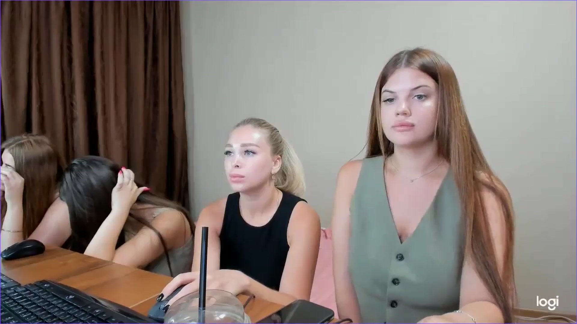 Gallery image thumbnail from StefaniNell's myfreecams stream on, 07/05/2024, 07:43 image 6 of 20
