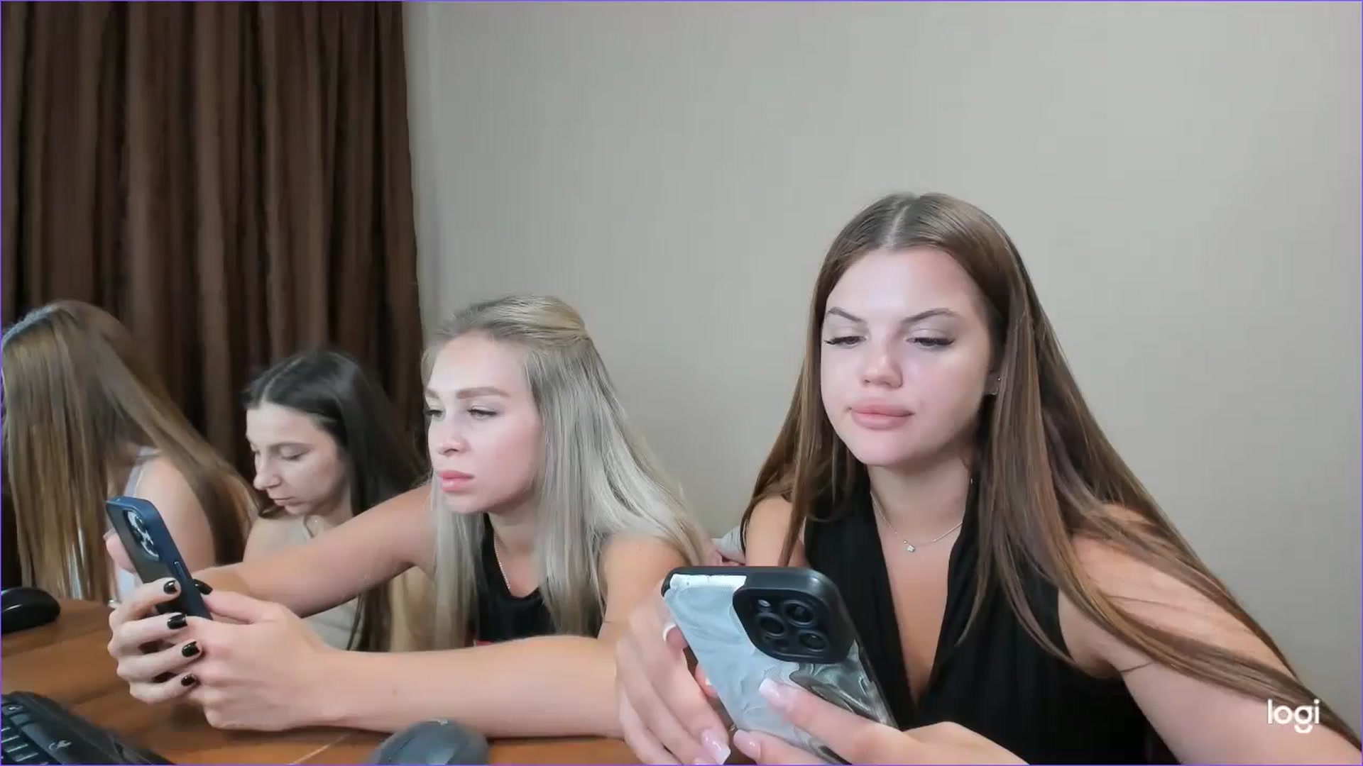 Gallery image thumbnail from StefaniNell's myfreecams stream on, 07/10/2024, 08:55 image 9 of 20