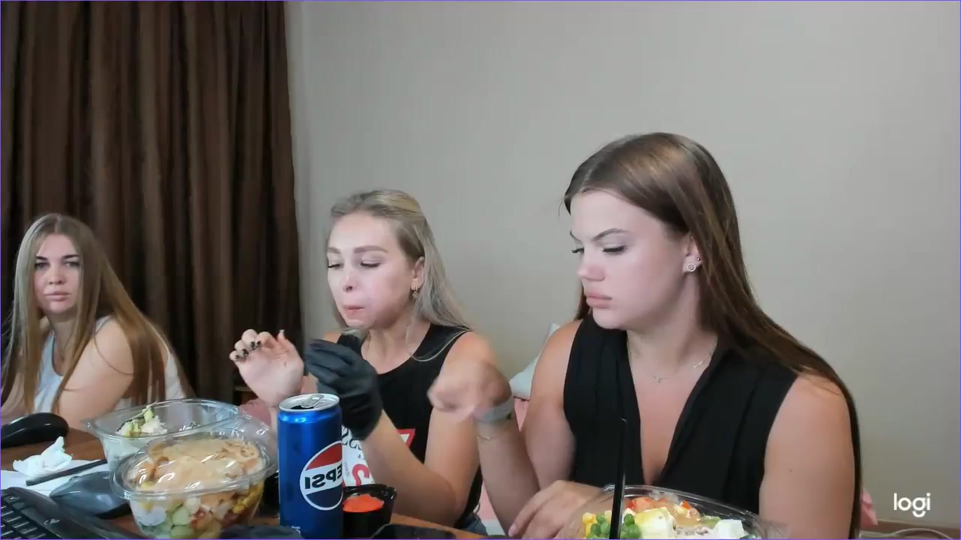 Gallery image thumbnail from StefaniNell's myfreecams stream on, 07/10/2024, 08:55 image 13 of 20