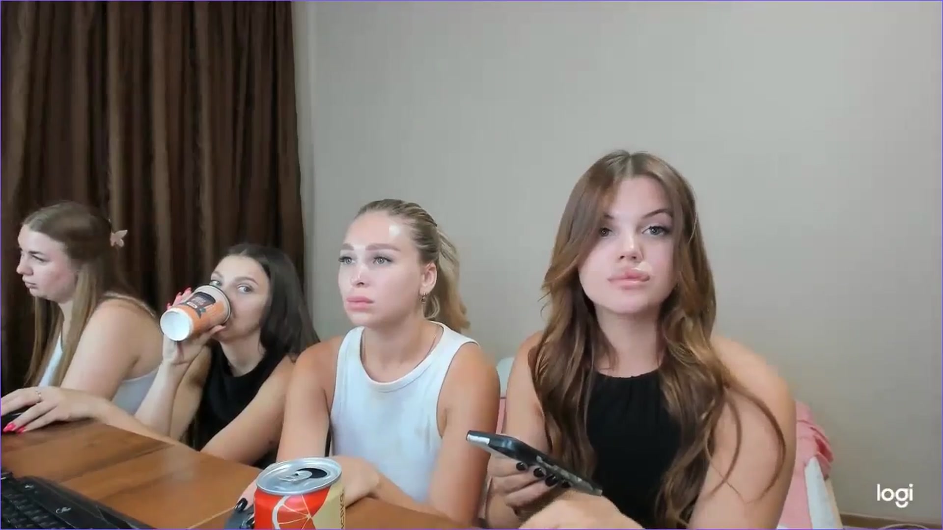 Gallery image thumbnail from StefaniNell's myfreecams stream on, 07/13/2024, 09:05 image 8 of 20