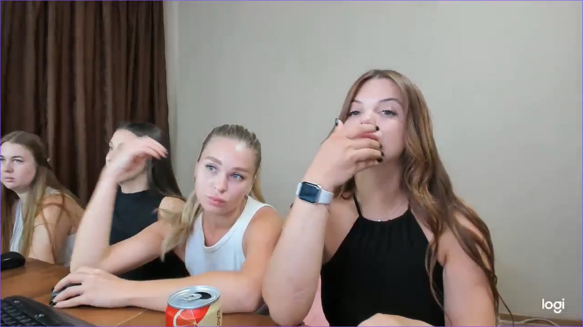 Gallery image thumbnail from StefaniNell's myfreecams stream on, 07/13/2024, 09:05 image 18 of 20