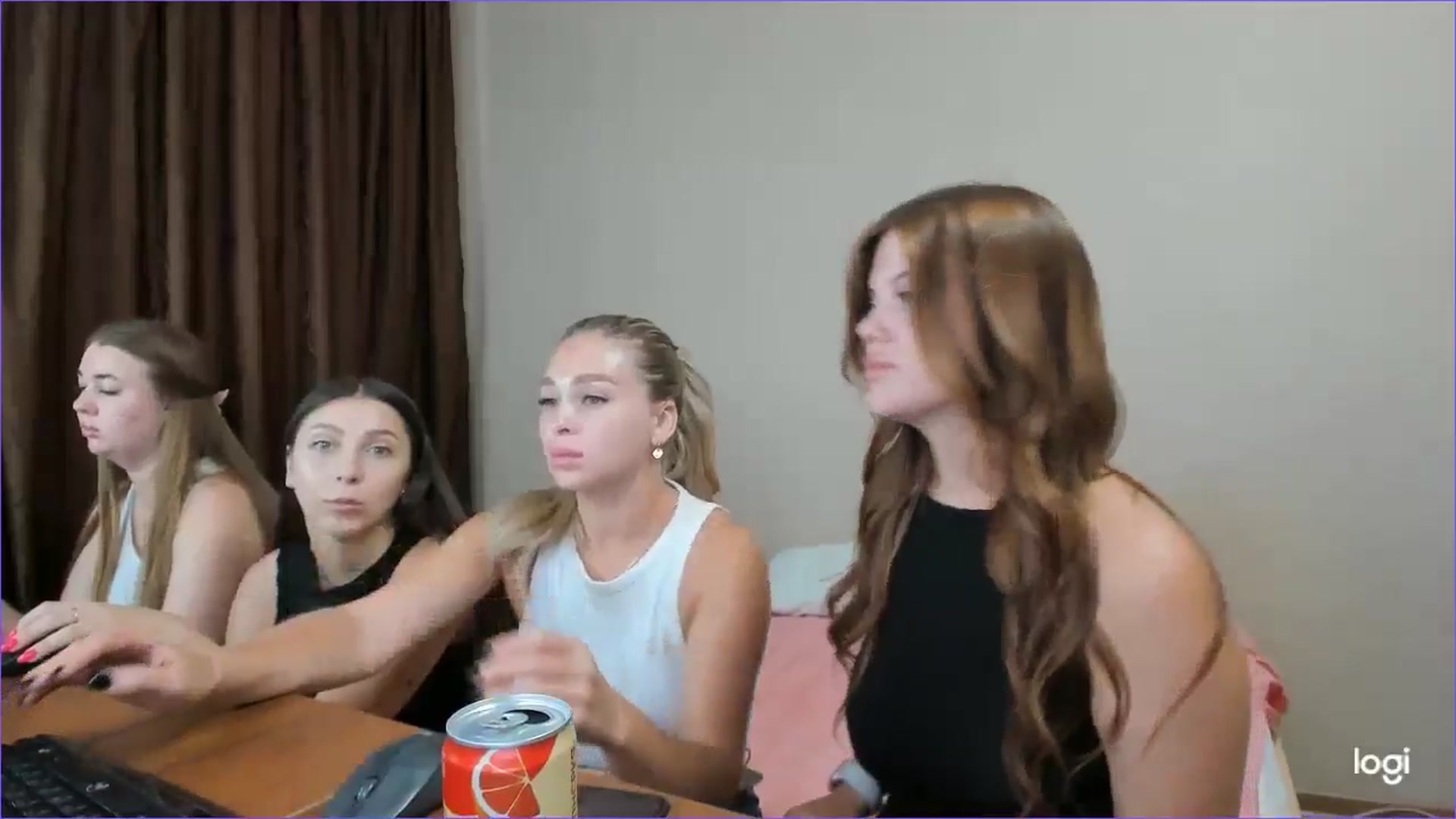 Gallery image thumbnail from StefaniNell's myfreecams stream on, 07/13/2024, 09:05 image 6 of 20