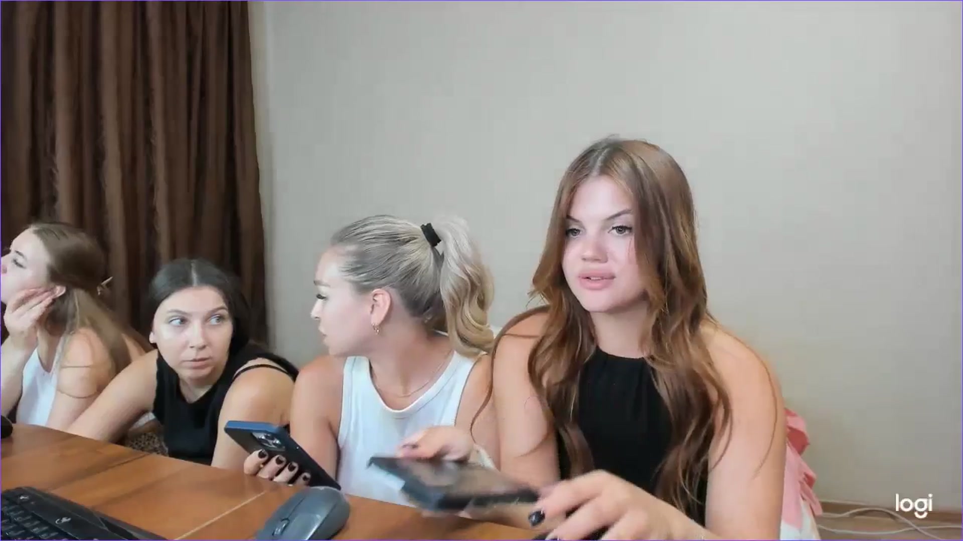 Gallery image thumbnail from StefaniNell's myfreecams stream on, 07/13/2024, 10:10 image 18 of 20