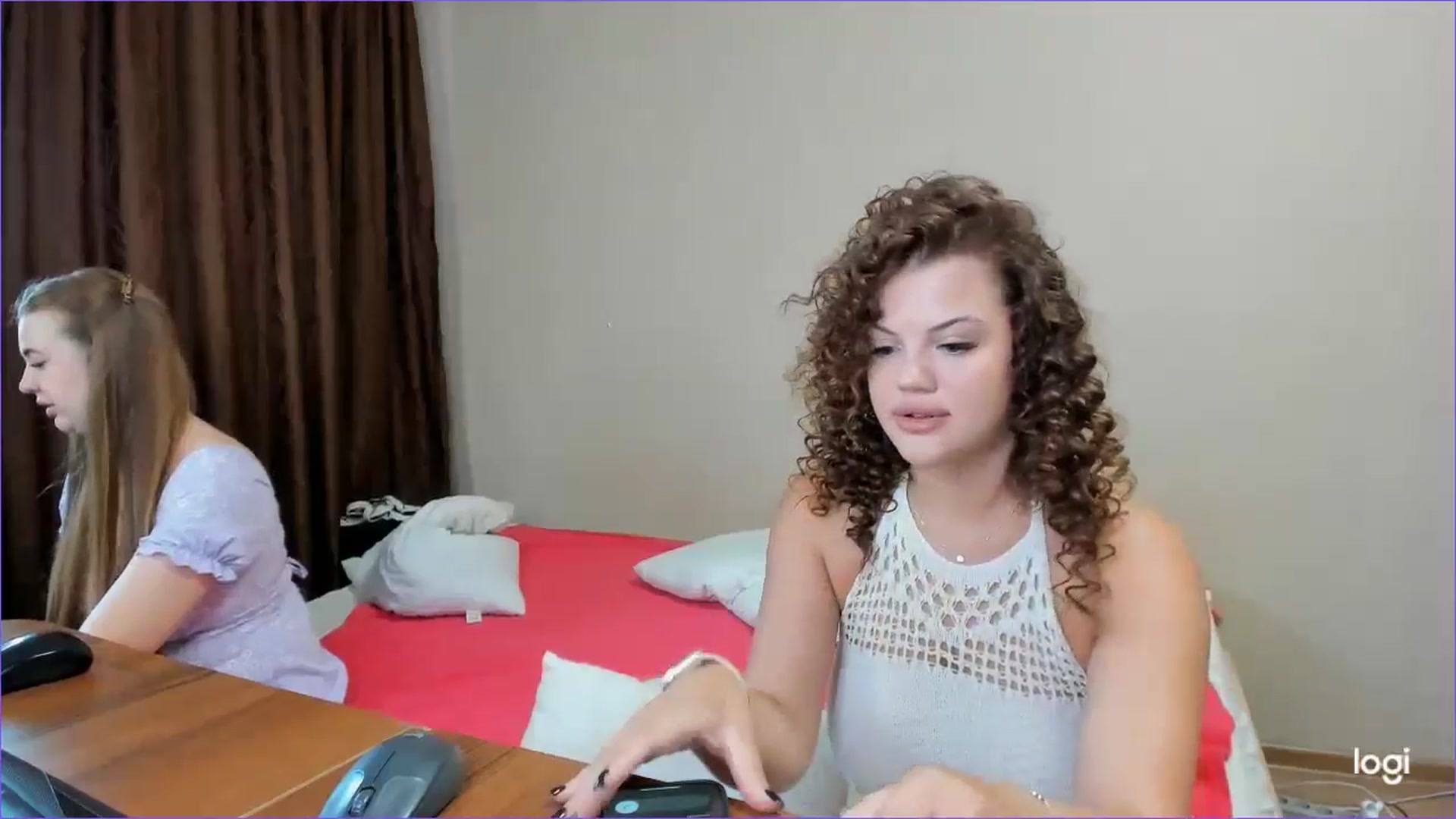 Gallery image thumbnail from StefaniNell's myfreecams stream on, 07/25/2024, 05:43 image 5 of 20