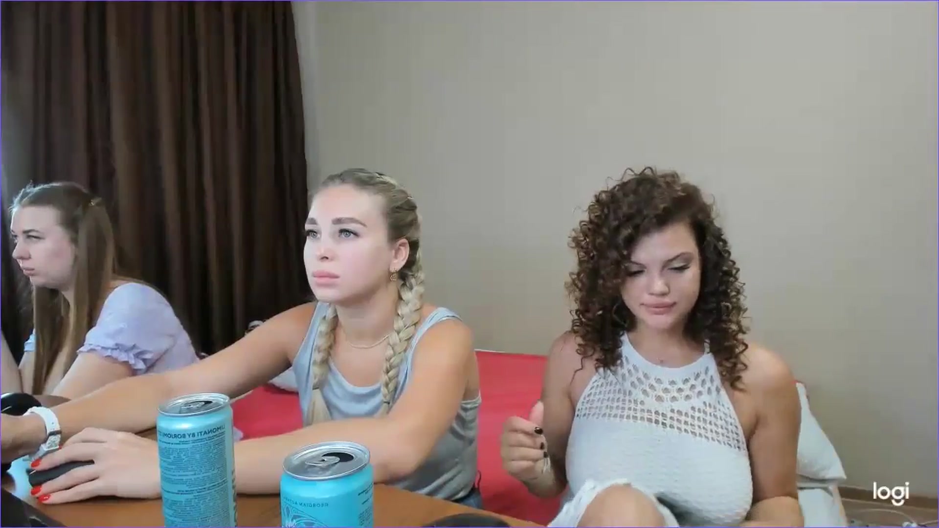 Gallery image thumbnail from StefaniNell's myfreecams stream on, 07/25/2024, 07:07 image 6 of 20