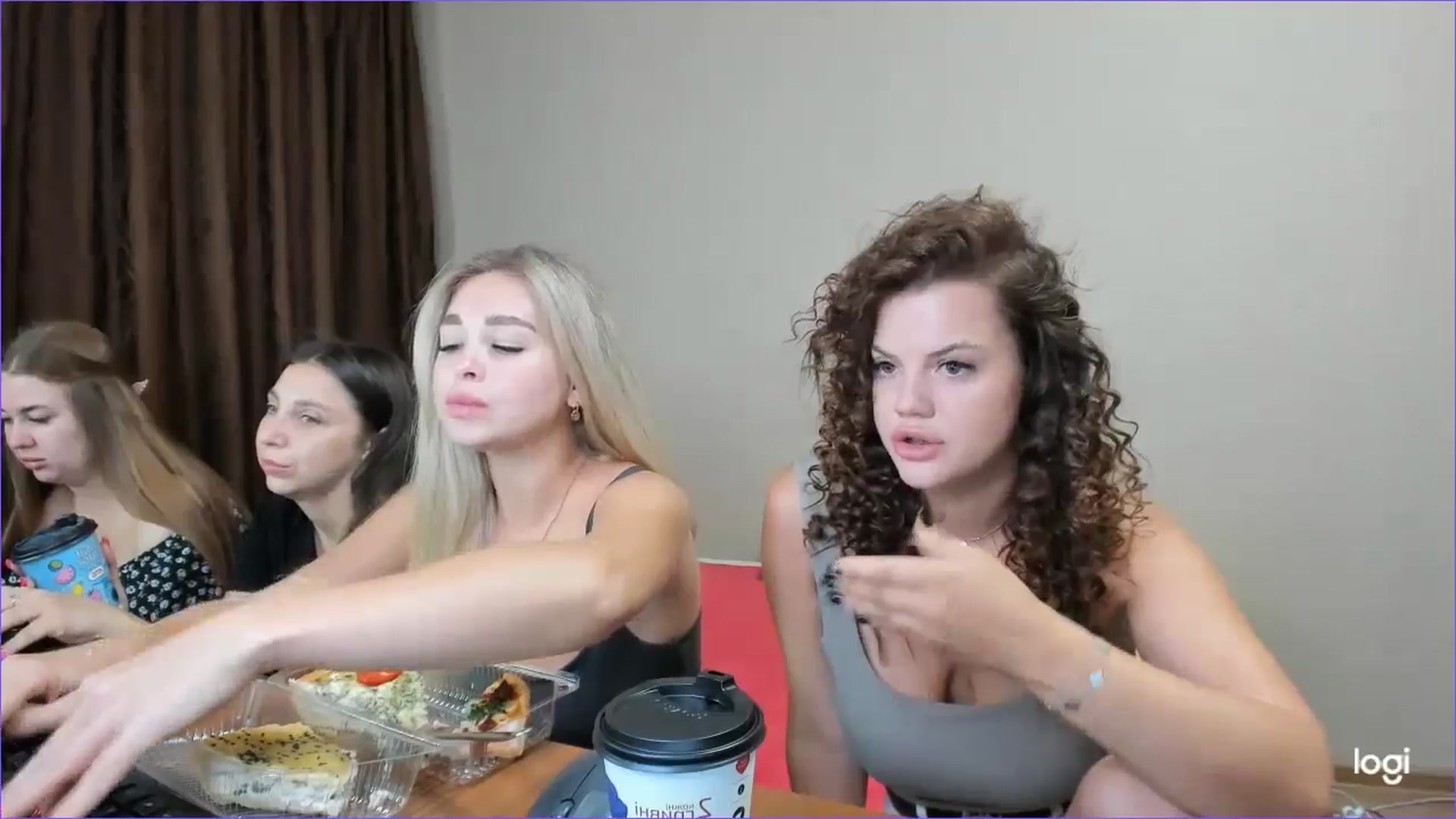 Gallery image thumbnail from StefaniNell's myfreecams stream on, 07/26/2024, 06:09 image 11 of 20