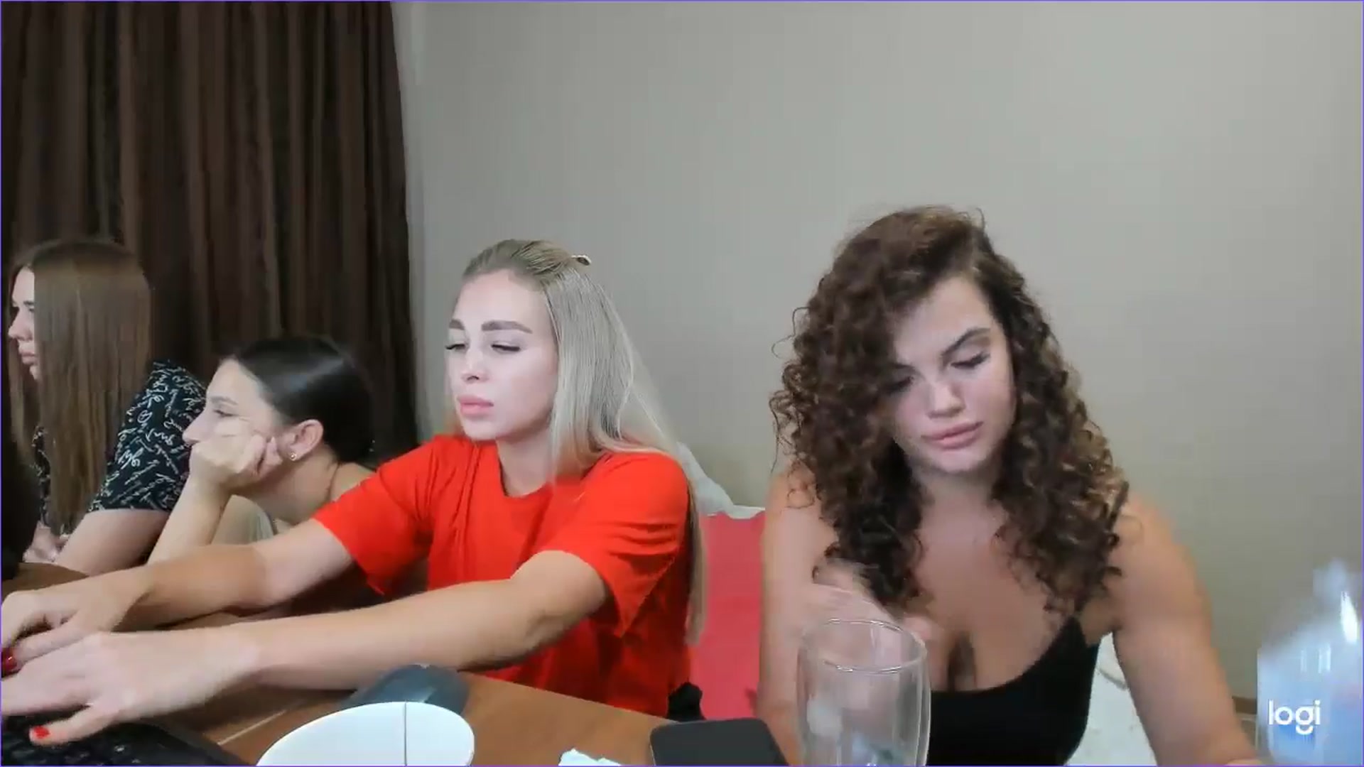 Gallery image thumbnail from StefaniNell's myfreecams stream on, 07/27/2024, 09:22 image 17 of 20