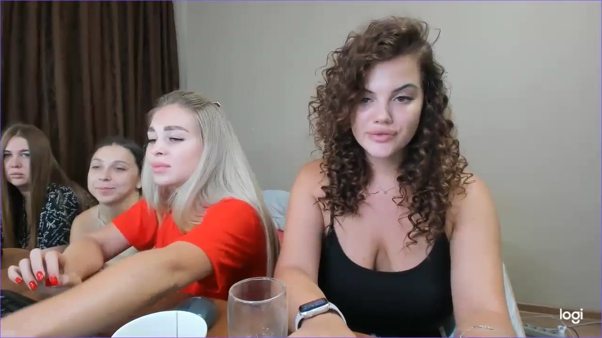 Gallery image thumbnail from StefaniNell's myfreecams stream on, 07/27/2024, 10:23 image 6 of 20