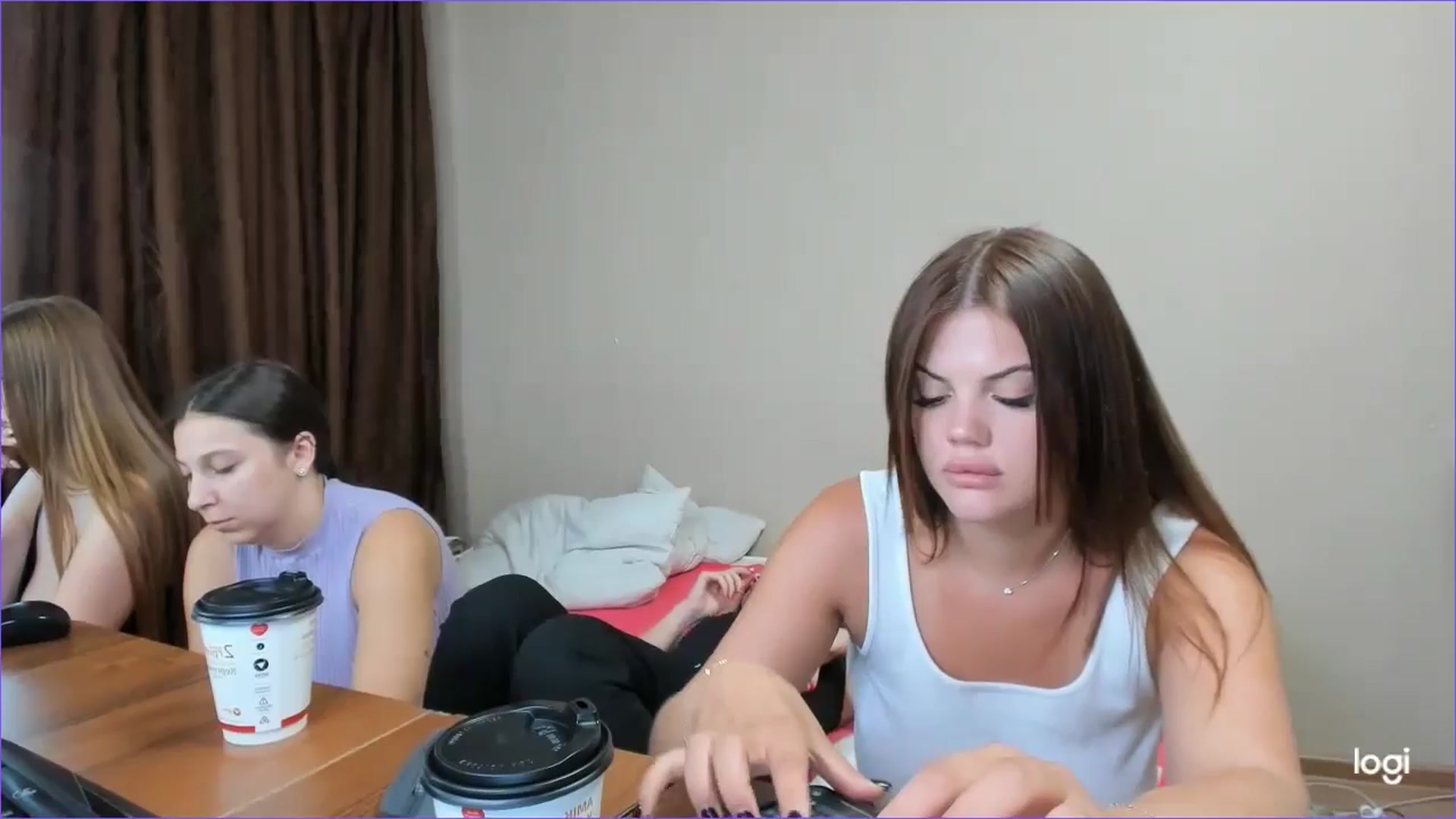 Gallery image thumbnail from StefaniNell's myfreecams stream on, 07/29/2024, 08:50 image 14 of 20