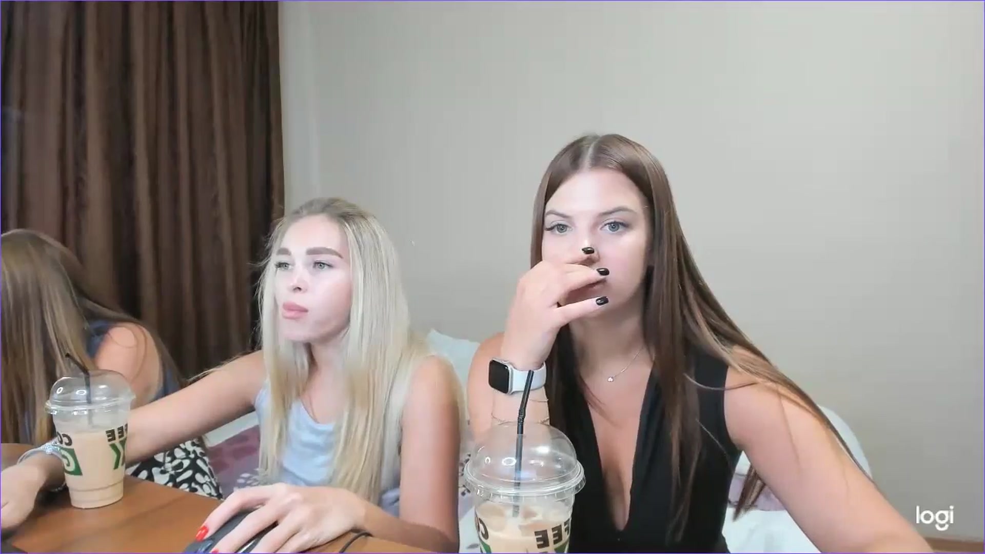 Gallery image thumbnail from StefaniNell's myfreecams stream on, 08/06/2024, 11:11 image 12 of 20