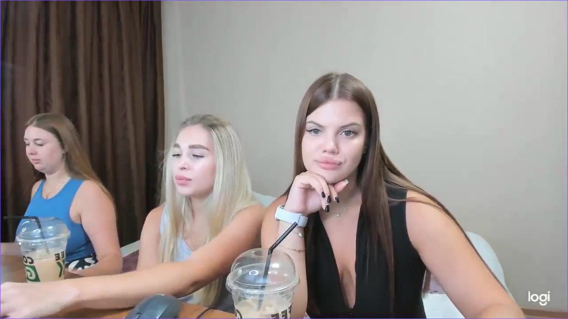Gallery image thumbnail from StefaniNell's myfreecams stream on, 08/06/2024, 11:11 image 17 of 20