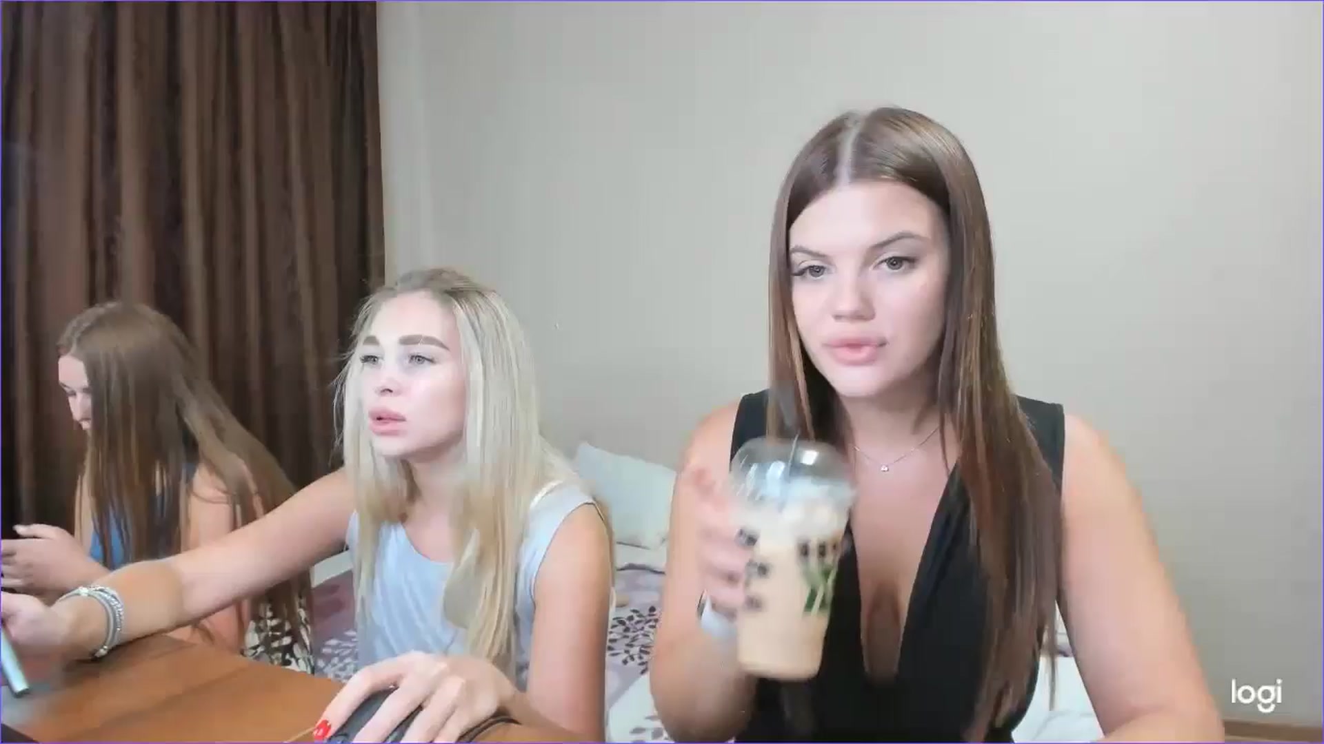 Gallery image thumbnail from StefaniNell's myfreecams stream on, 08/06/2024, 11:11 image 1 of 20