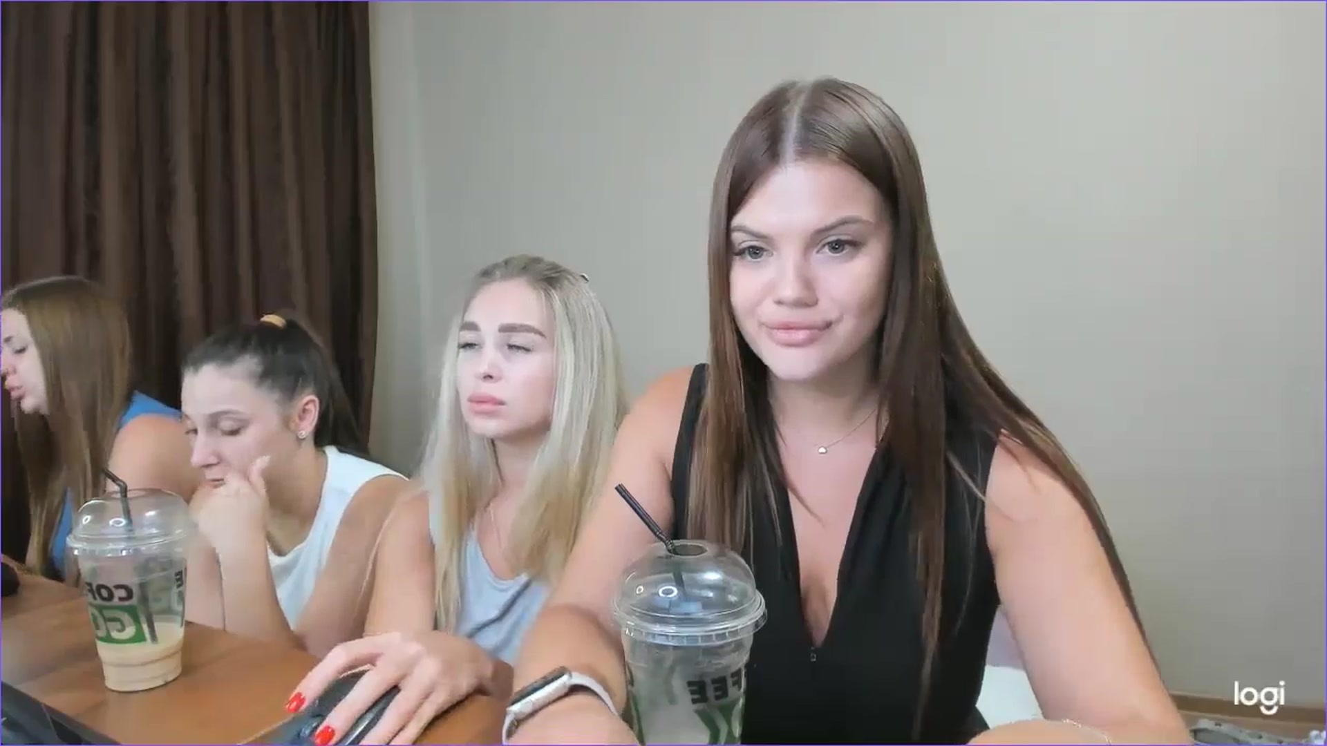 Gallery image thumbnail from StefaniNell's myfreecams stream on, 08/06/2024, 12:25 image 14 of 20