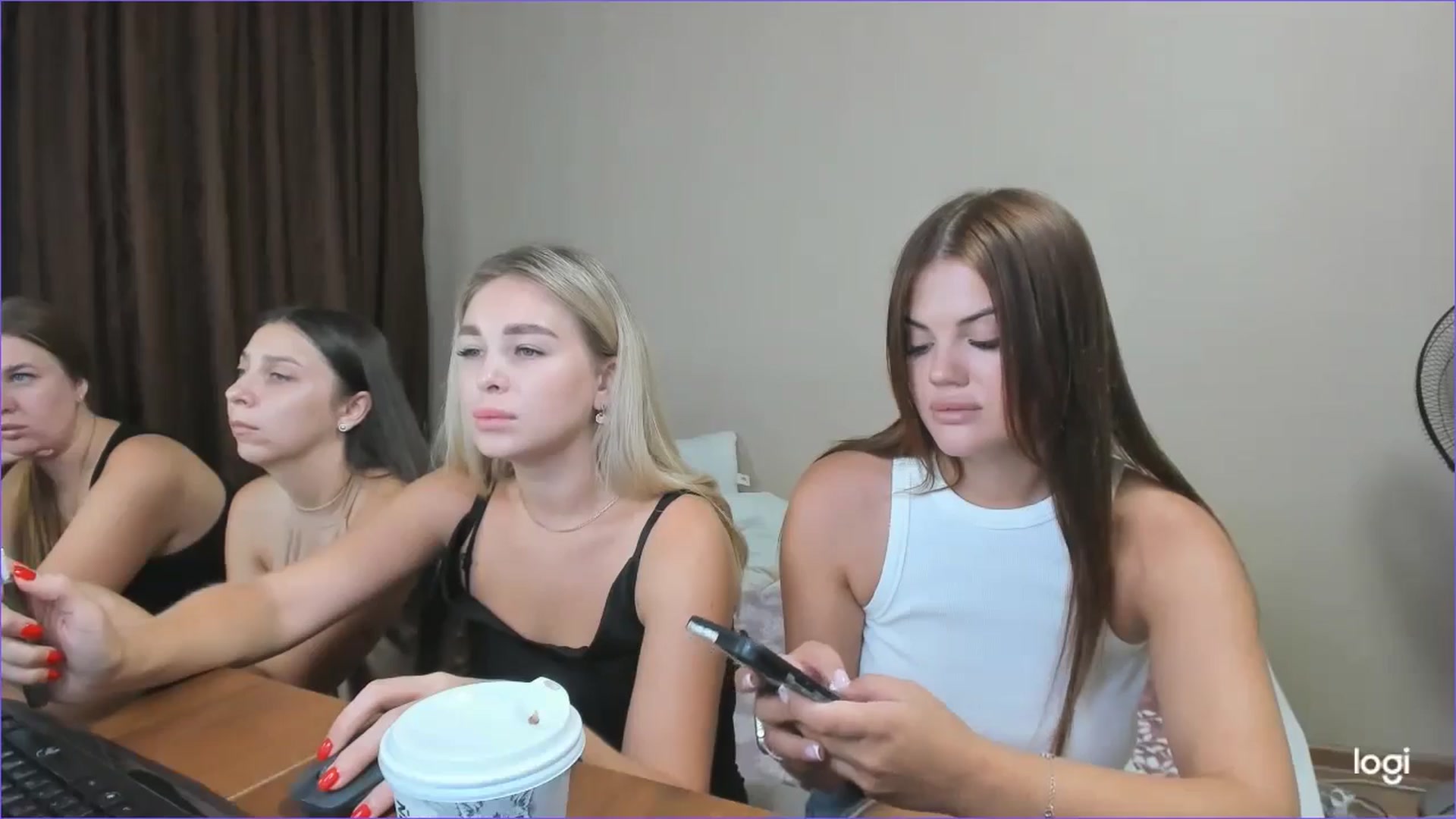 Gallery image thumbnail from StefaniNell's myfreecams stream on, 08/10/2024, 08:56 image 14 of 20