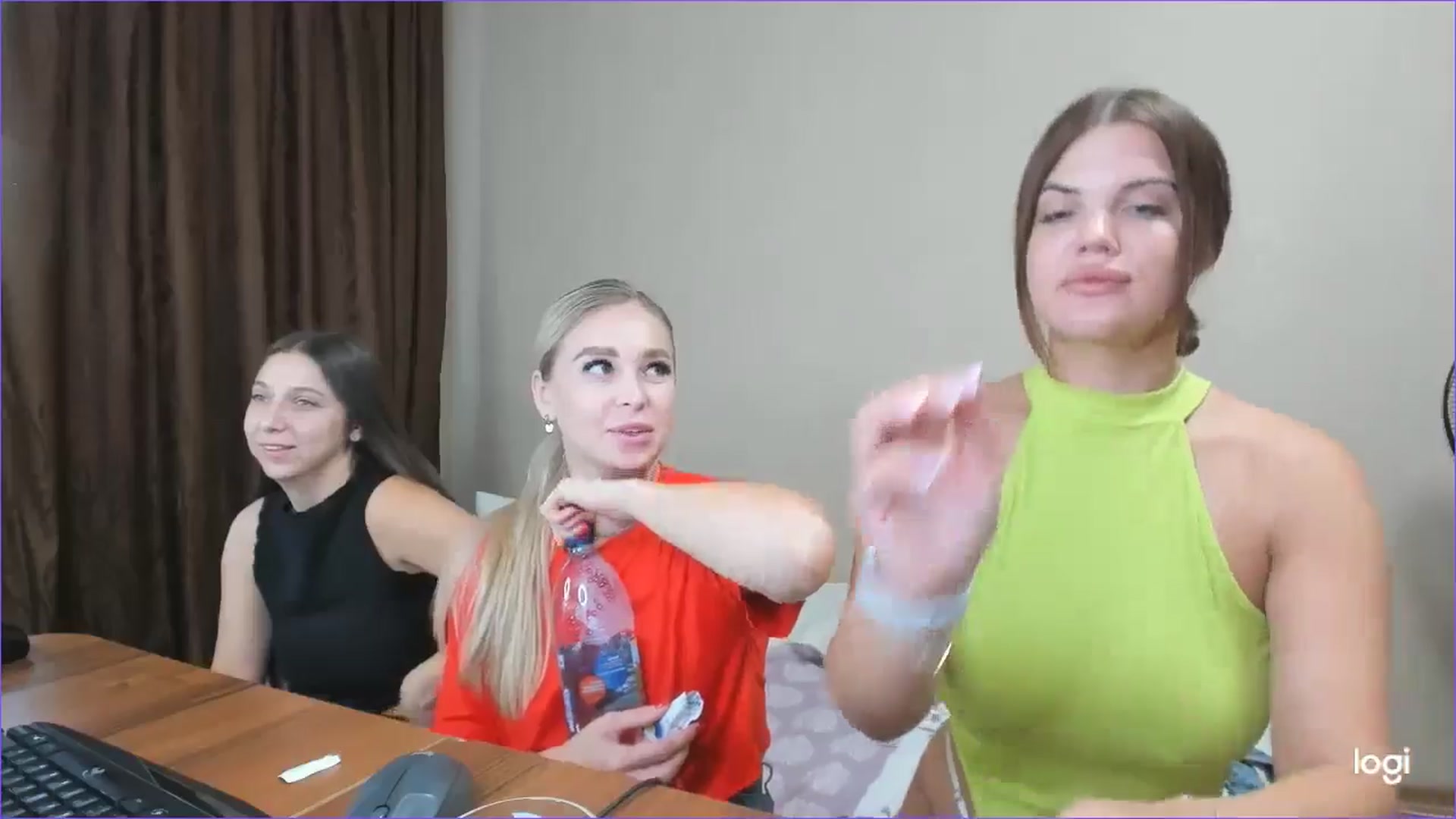 Gallery image thumbnail from StefaniNell's myfreecams stream on, 08/11/2024, 07:51 image 18 of 20