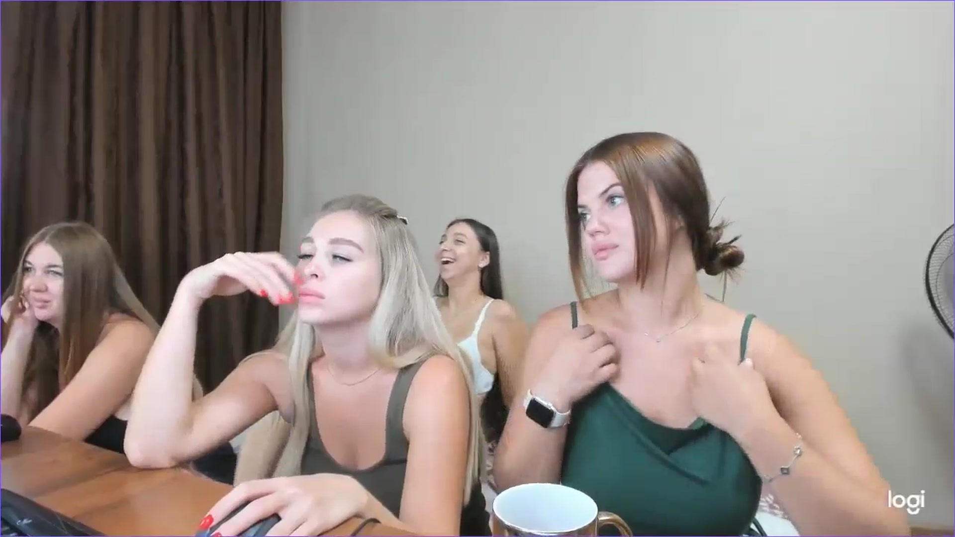 Gallery image thumbnail from StefaniNell's myfreecams stream on, 08/13/2024, 09:49 image 17 of 20