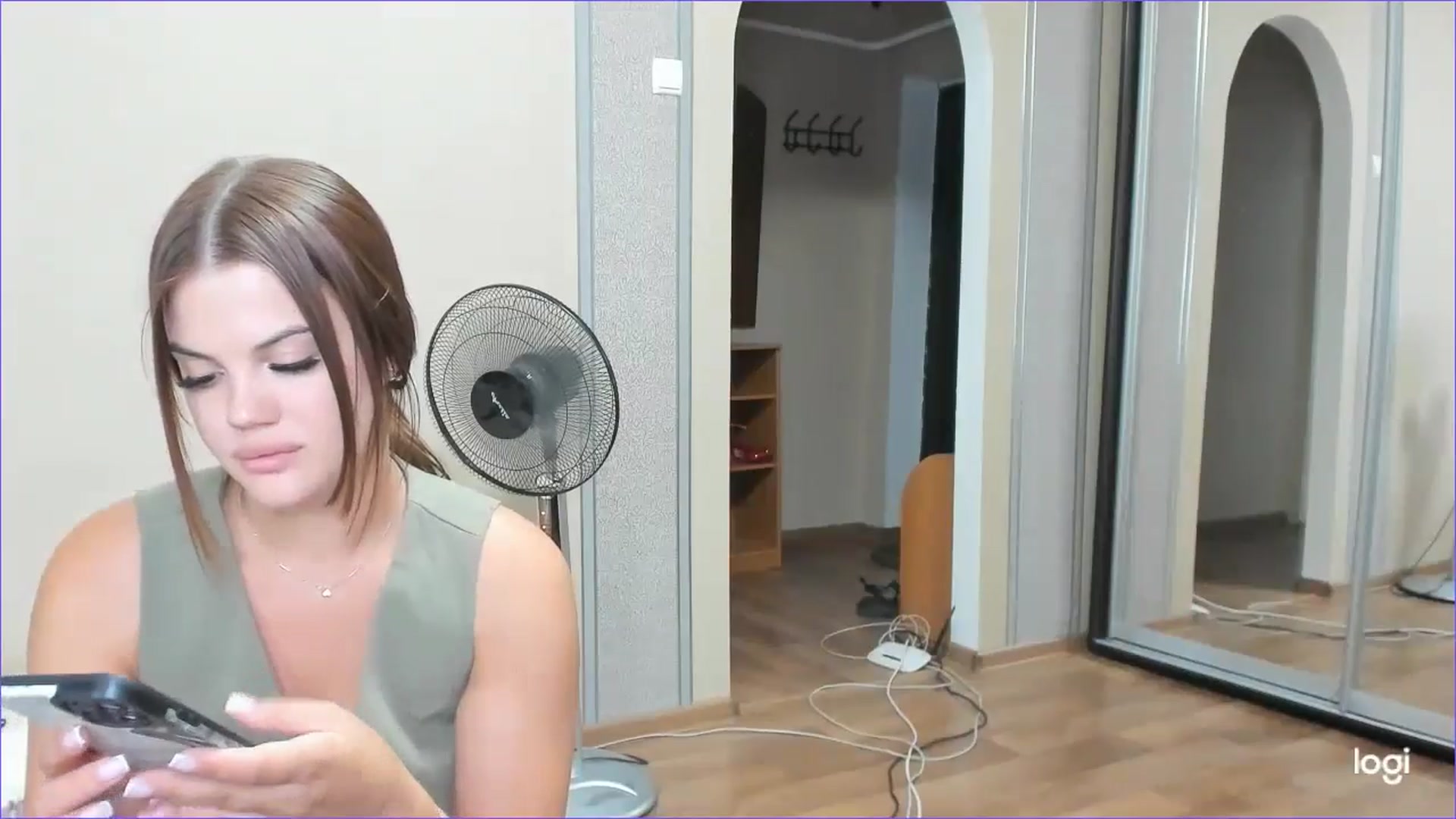 Gallery image thumbnail from StefaniNell's myfreecams stream on, 08/15/2024, 11:56 image 10 of 20