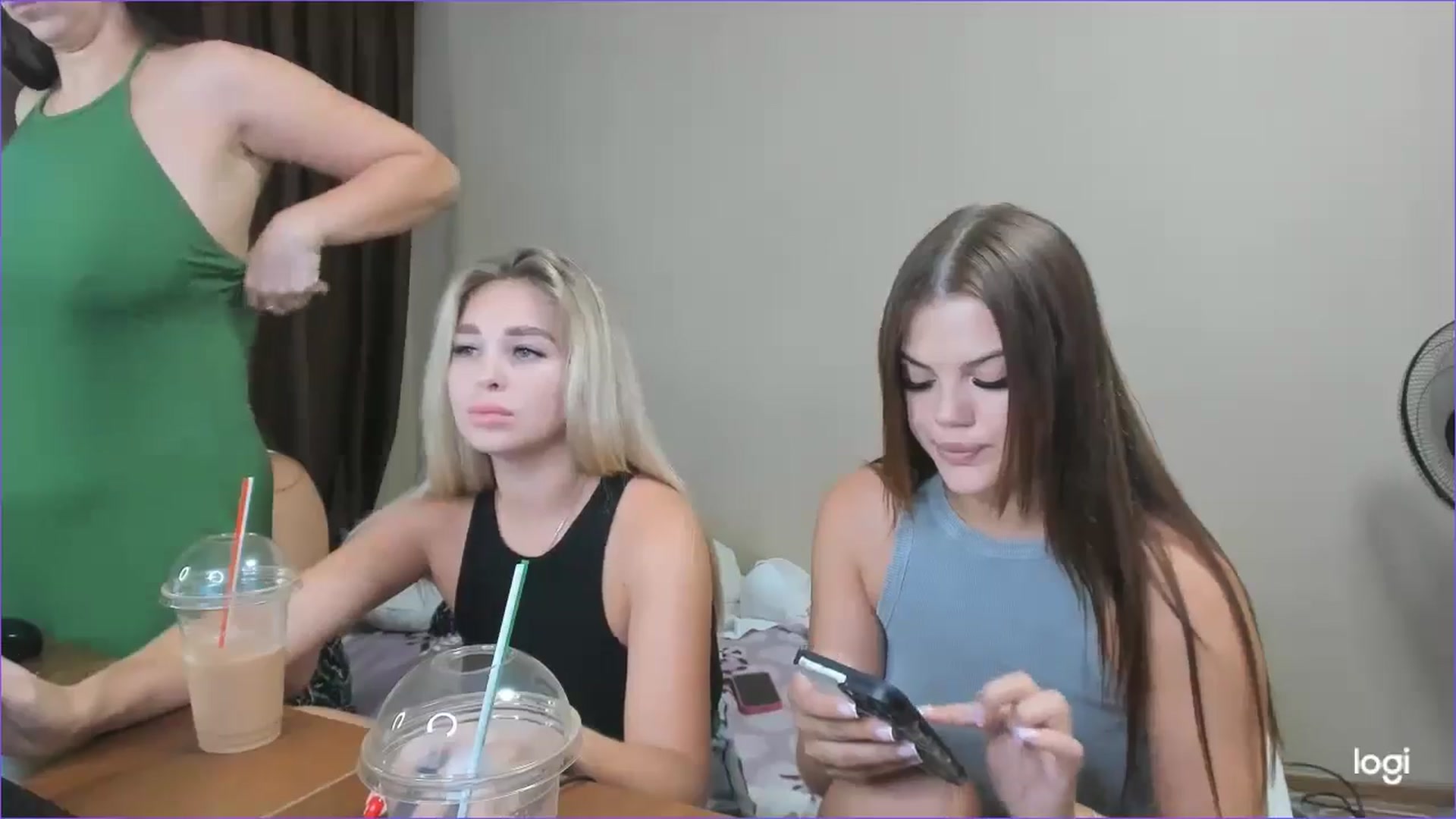 Gallery image thumbnail from StefaniNell's myfreecams stream on, 08/17/2024, 08:01 image 9 of 20