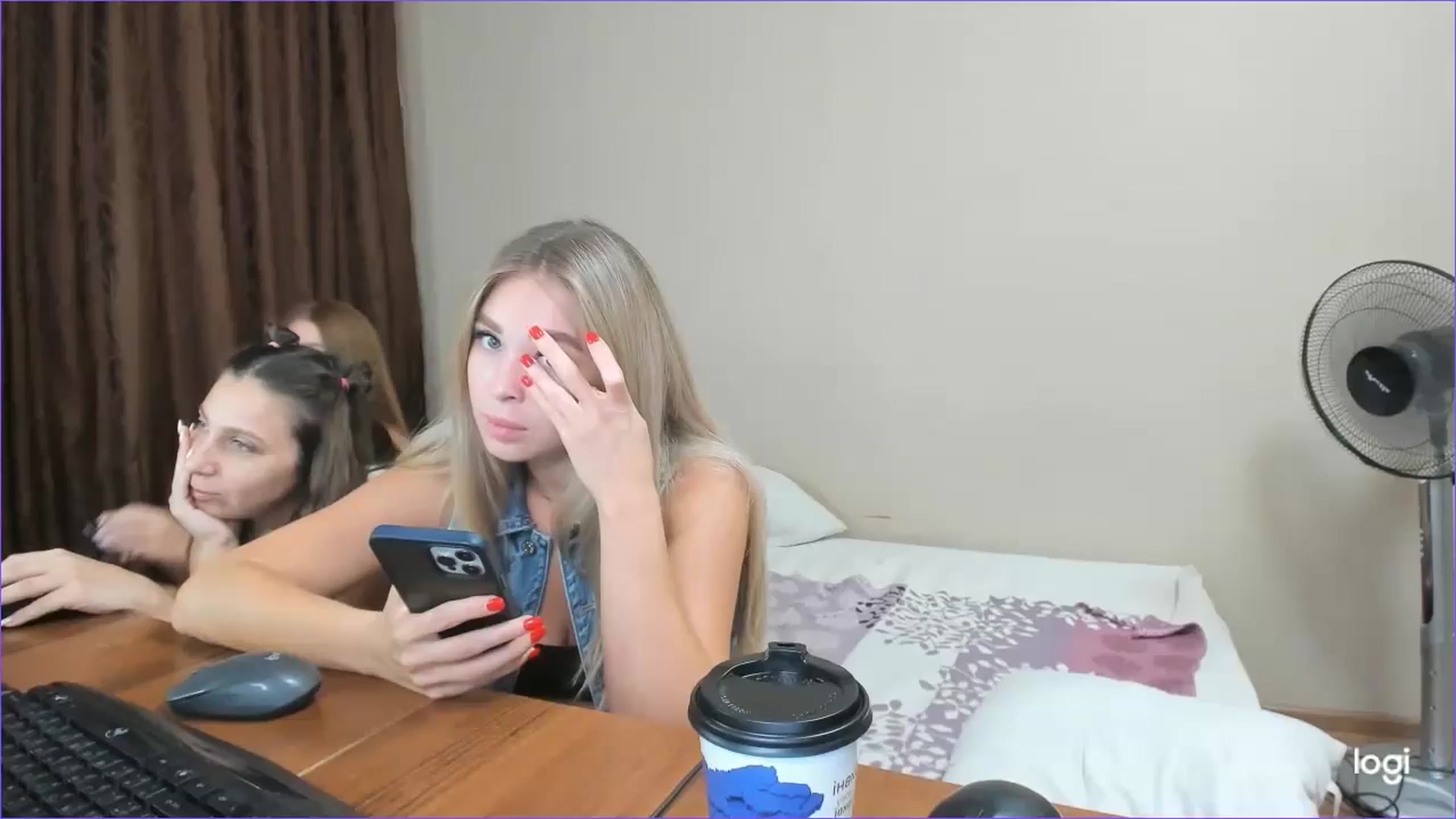 Gallery image thumbnail from StefaniNell's myfreecams stream on, 08/21/2024, 08:31 image 3 of 20