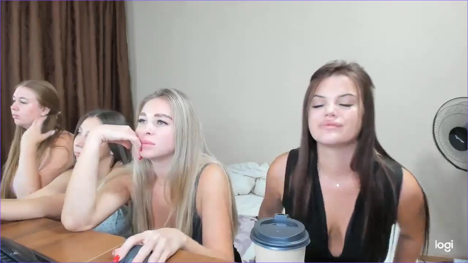 Gallery image thumbnail from StefaniNell's myfreecams stream on, 08/22/2024, 09:10 image 5 of 20