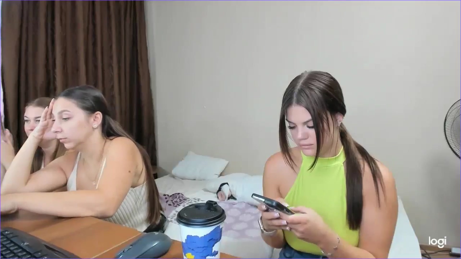 Gallery image thumbnail from StefaniNell's myfreecams stream on, 08/23/2024, 08:17 image 12 of 20