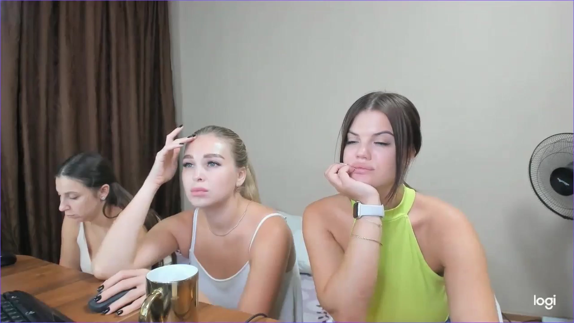 Gallery image thumbnail from StefaniNell's myfreecams stream on, 08/23/2024, 10:11 image 16 of 20